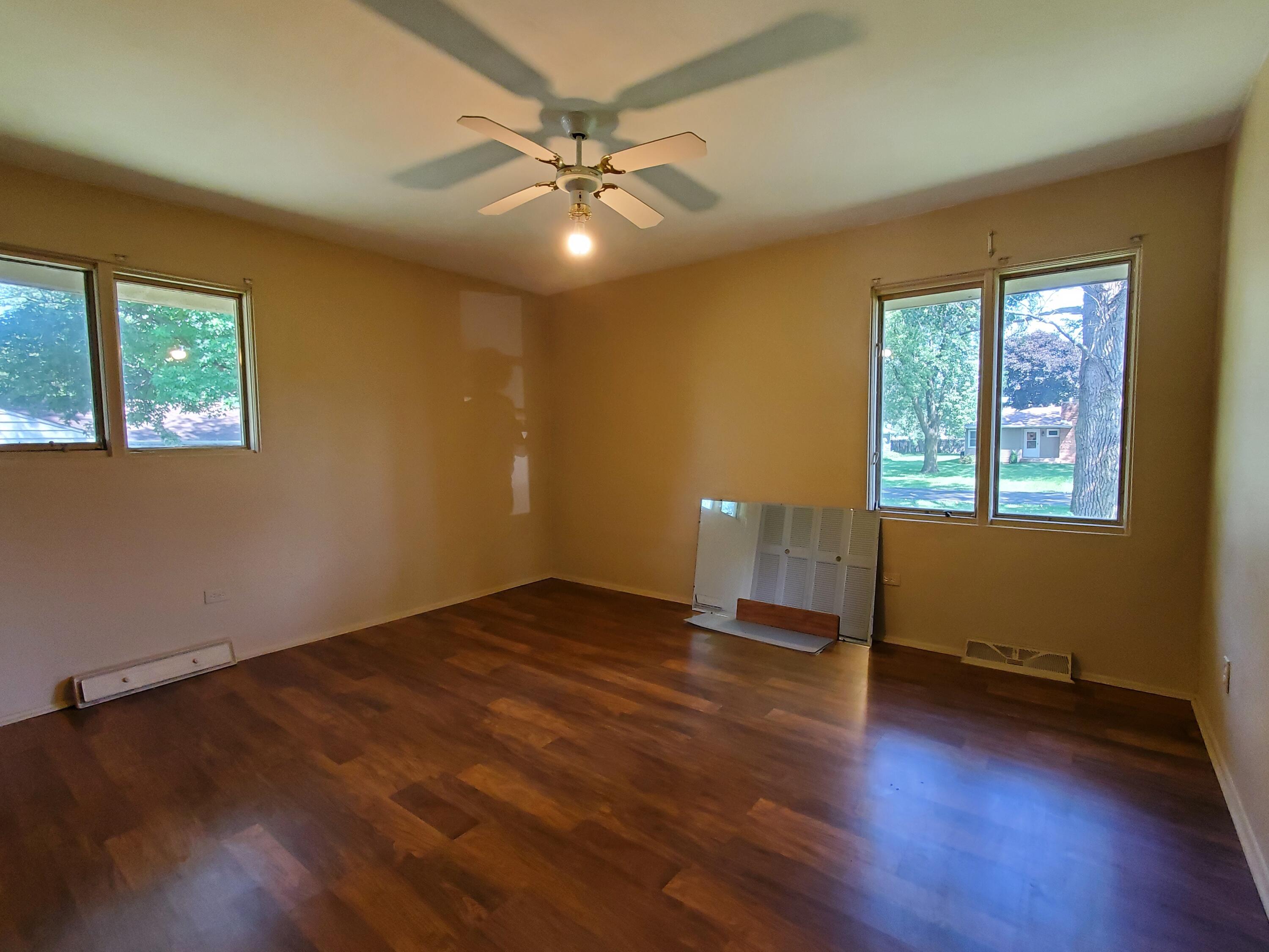 201 W Halleck Street, Morocco, IN 47963; Image #16