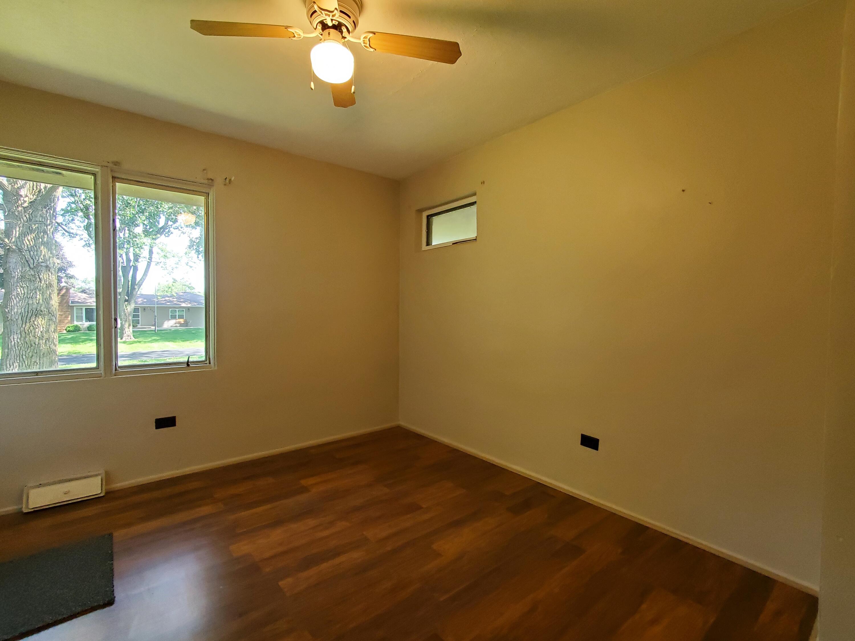 201 W Halleck Street, Morocco, IN 47963; Image #17