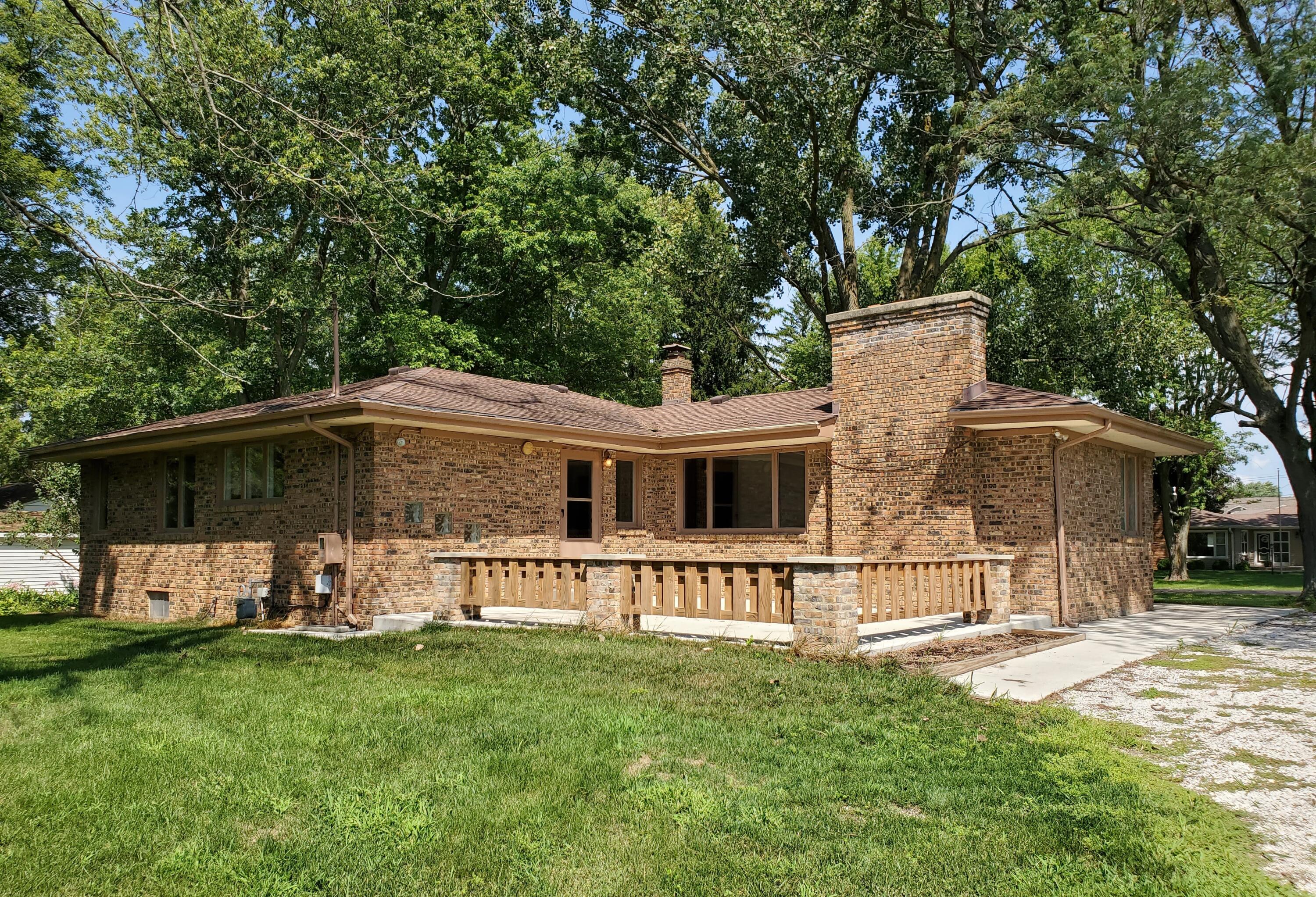 201 W Halleck Street, Morocco, IN 47963; Image #2