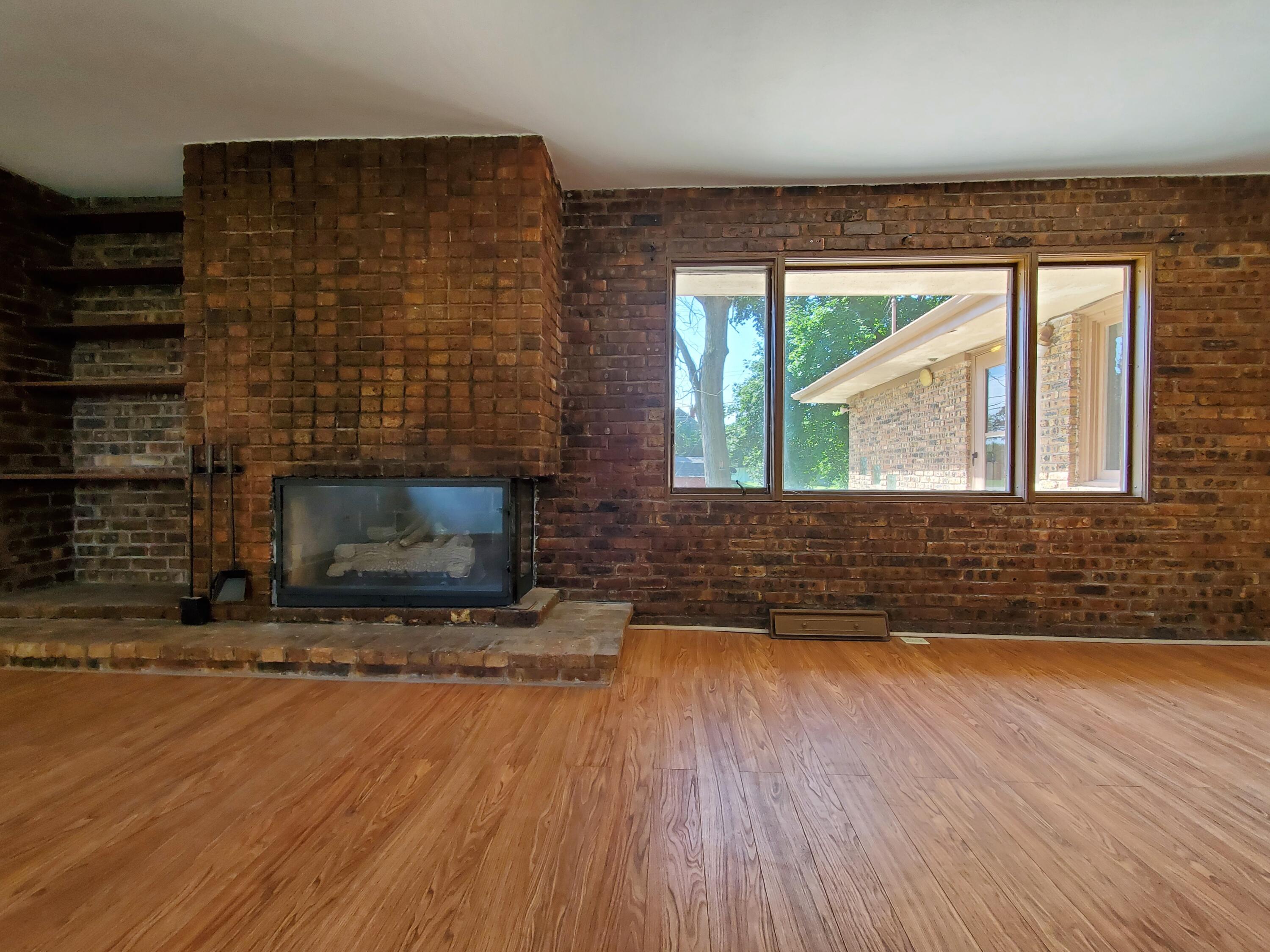 201 W Halleck Street, Morocco, IN 47963; Image #5