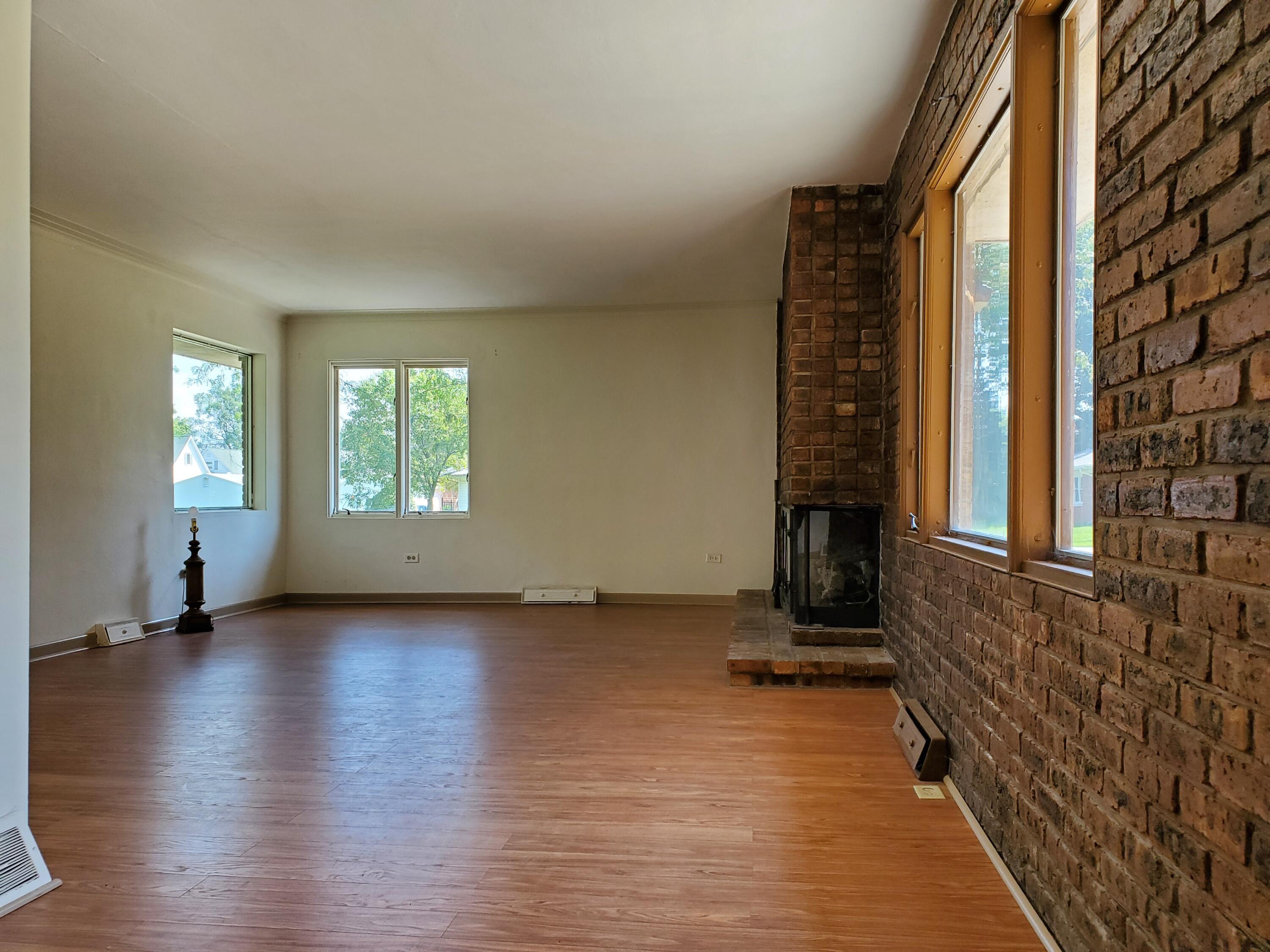 201 W Halleck Street, Morocco, IN 47963; Image #6