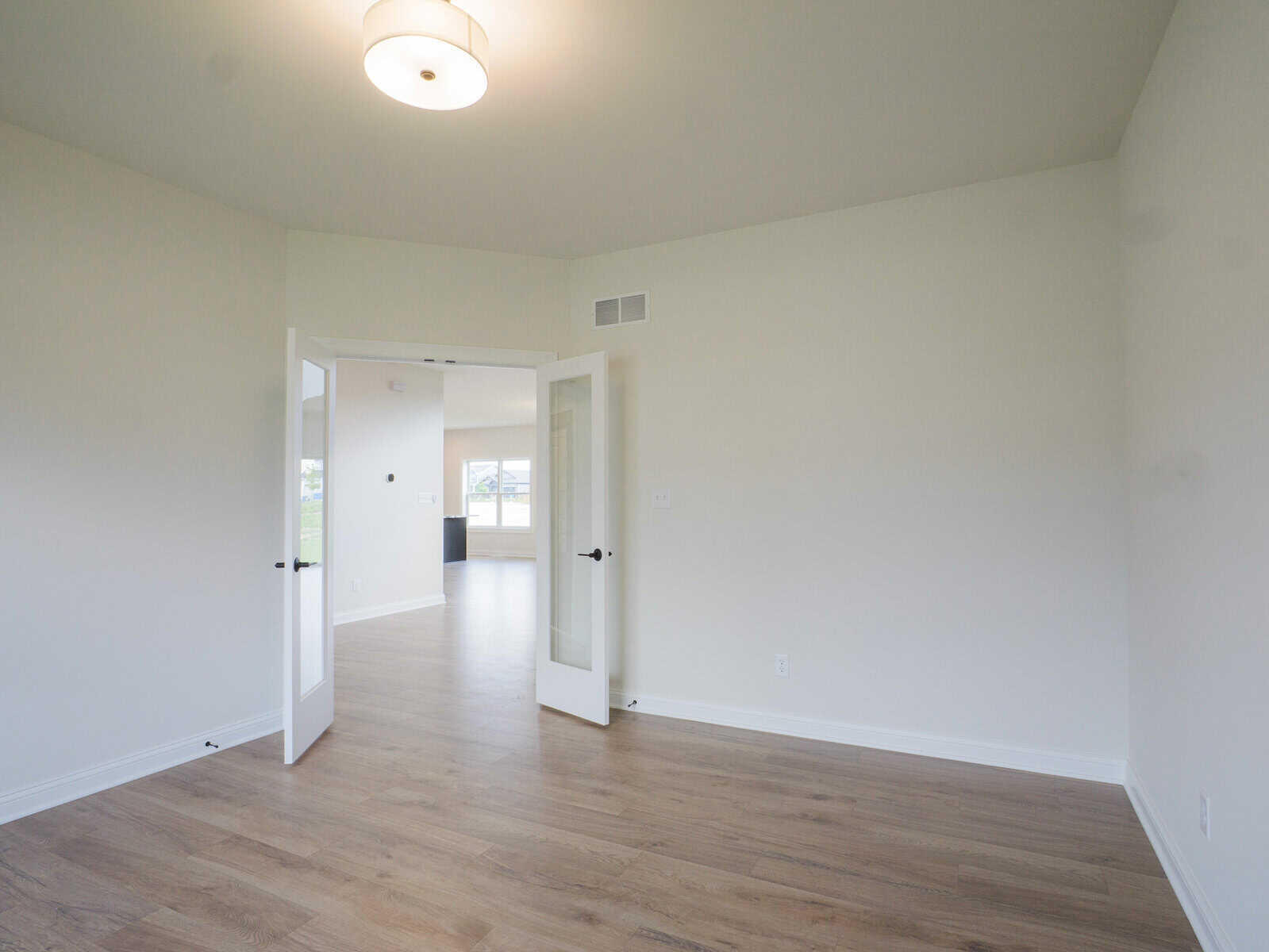 1759 Trailbrook Drive, Valparaiso, IN 46383; Image #6