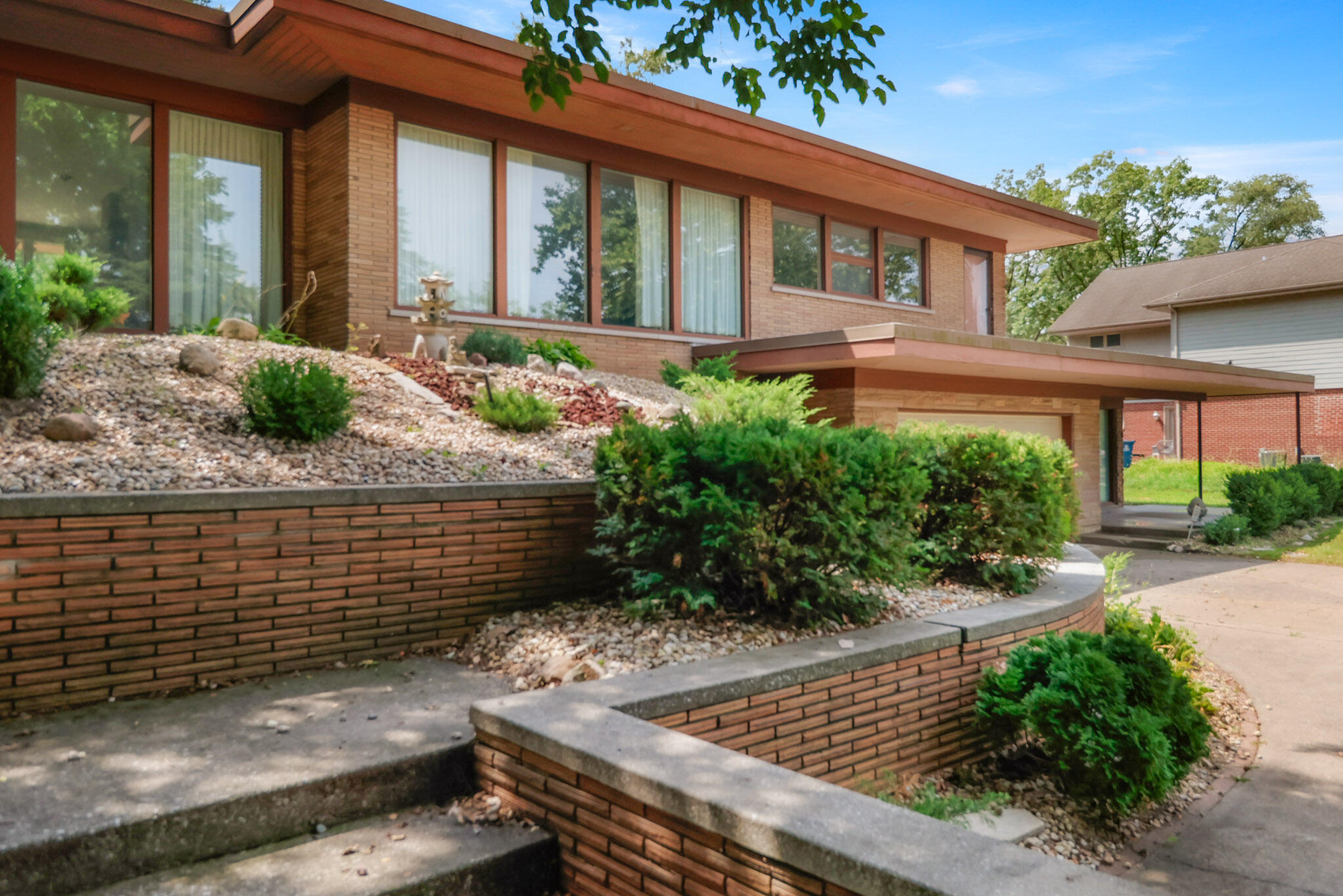 1429 W Lincoln Highway, Schererville, IN 46375; Image #3