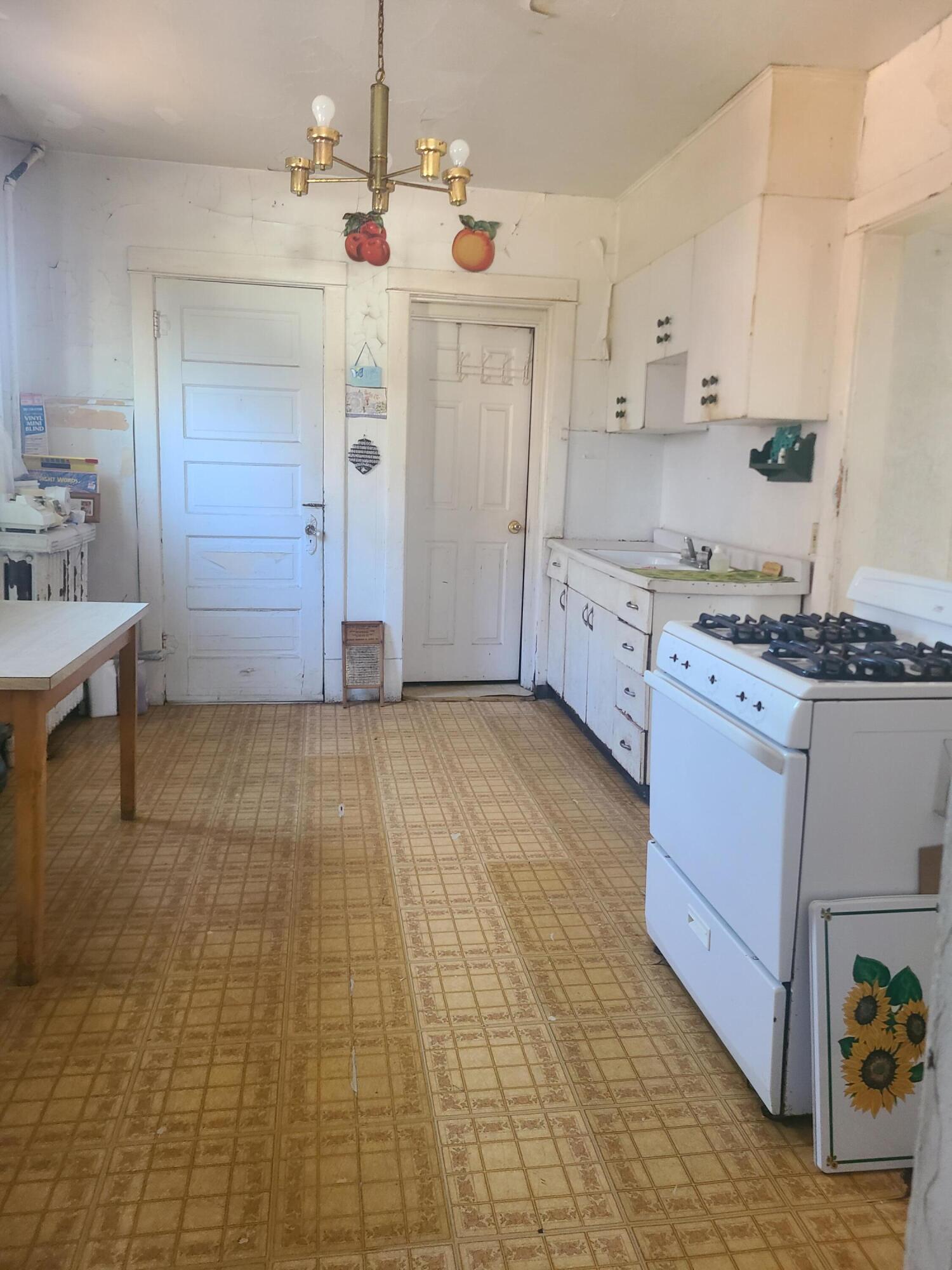 3435 Fir Street, East Chicago, IN 46312; Image #3