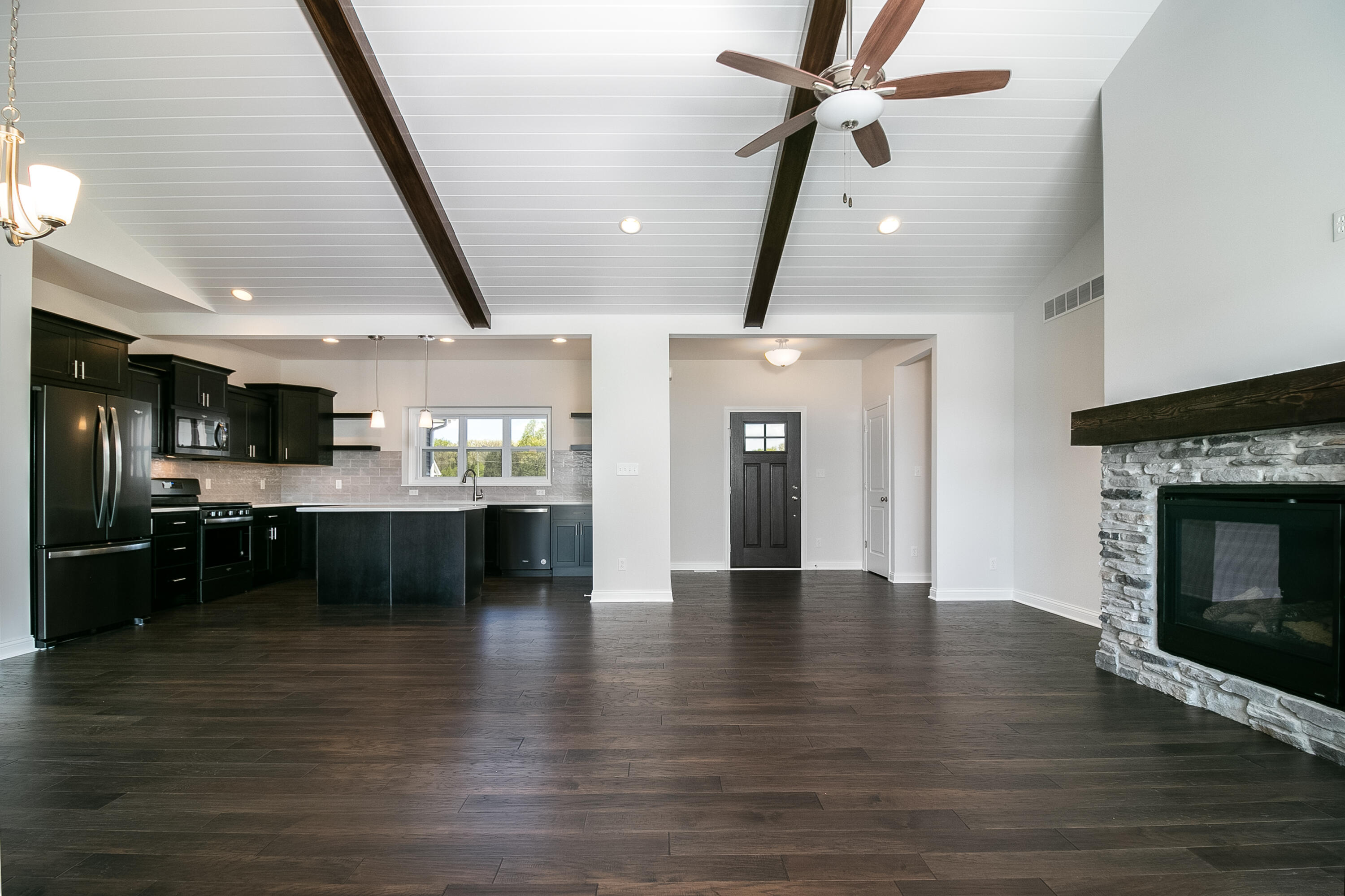1761 Trailbrook Drive, Valparaiso, IN 46385; Image #4