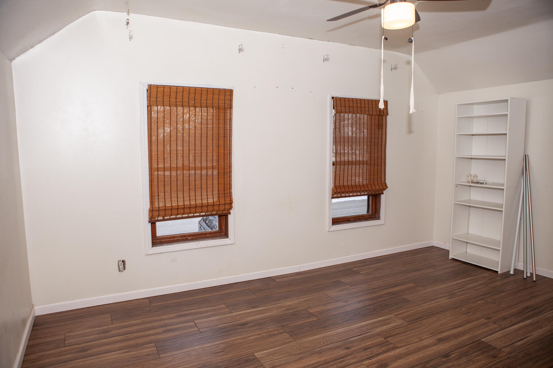 354 W 550 S, Boone Grove, IN 46302; Image #20