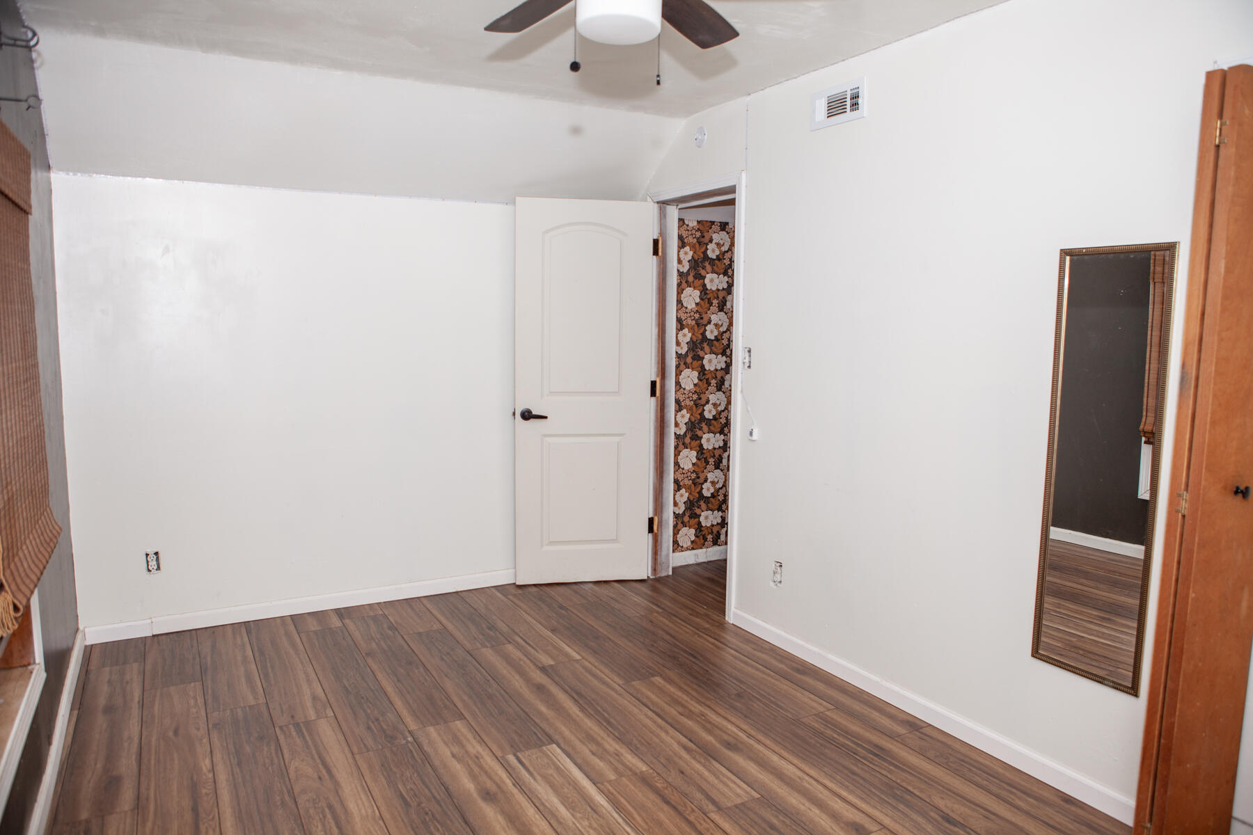 354 W 550 S, Boone Grove, IN 46302; Image #23