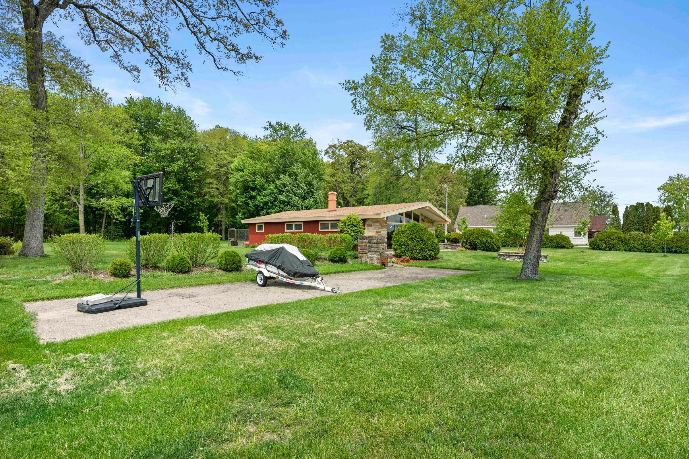 5100 S County Rd 210, Knox, IN 46534; Image #23
