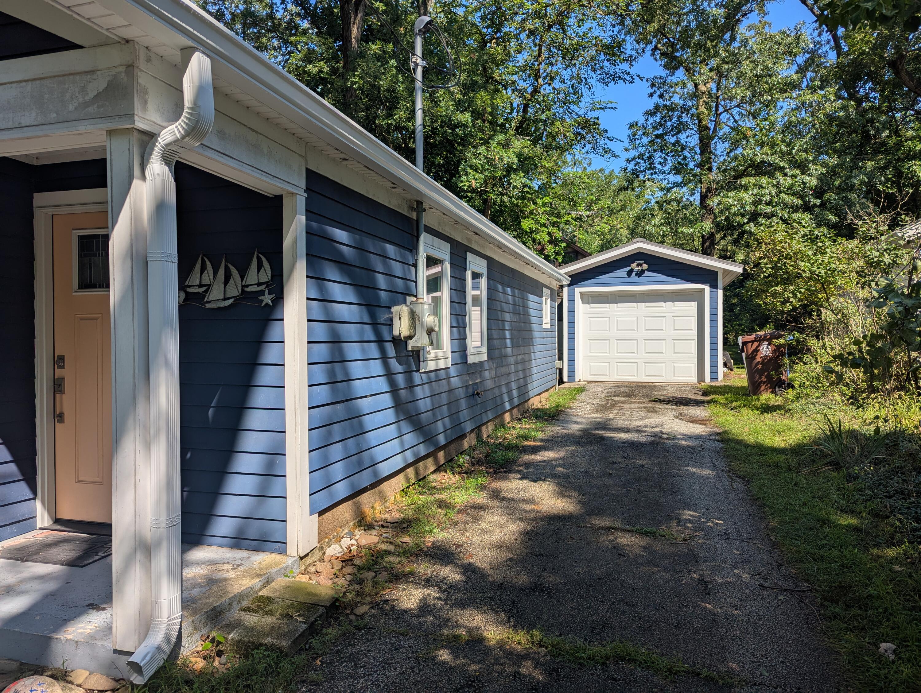 2022 Bellevire Avenue, Long Beach, IN 46360; Image #12