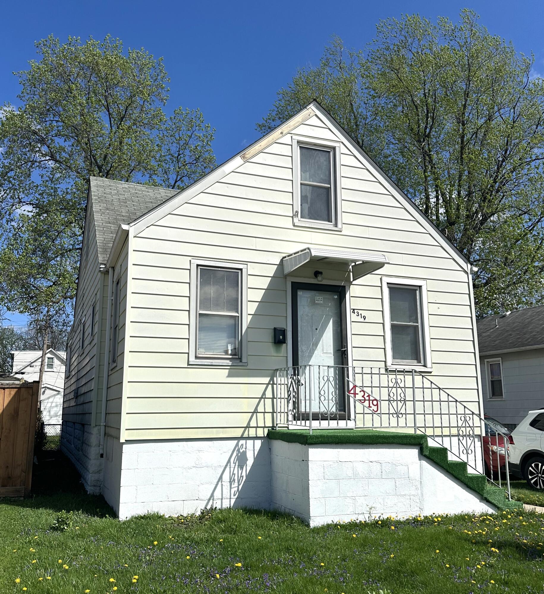 4319 Torrence Avenue, Hammond, IN 46327; Image #2
