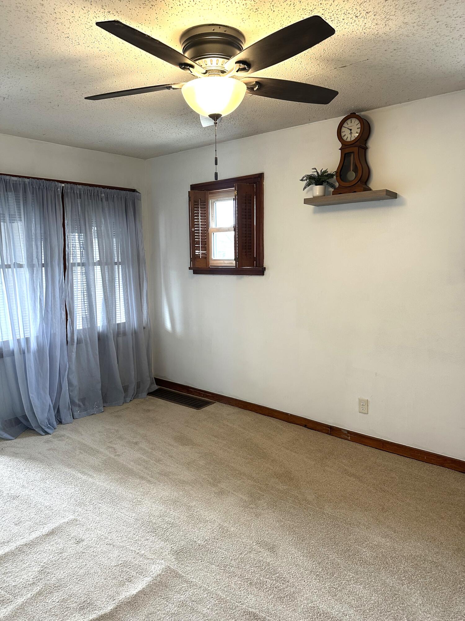 4319 Torrence Avenue, Hammond, IN 46327; Image #3