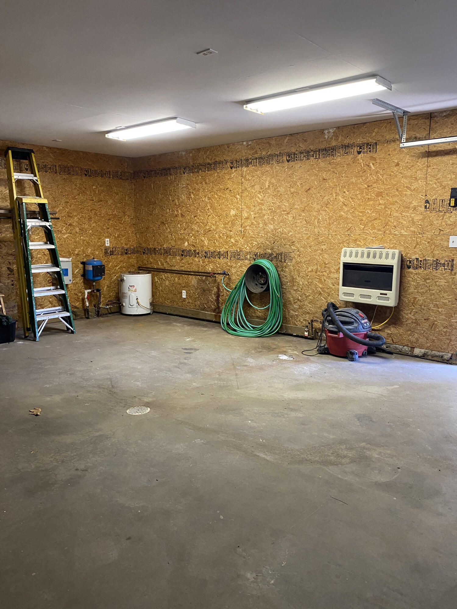 8790 Us-35, Monterey, IN 46960; Image #18