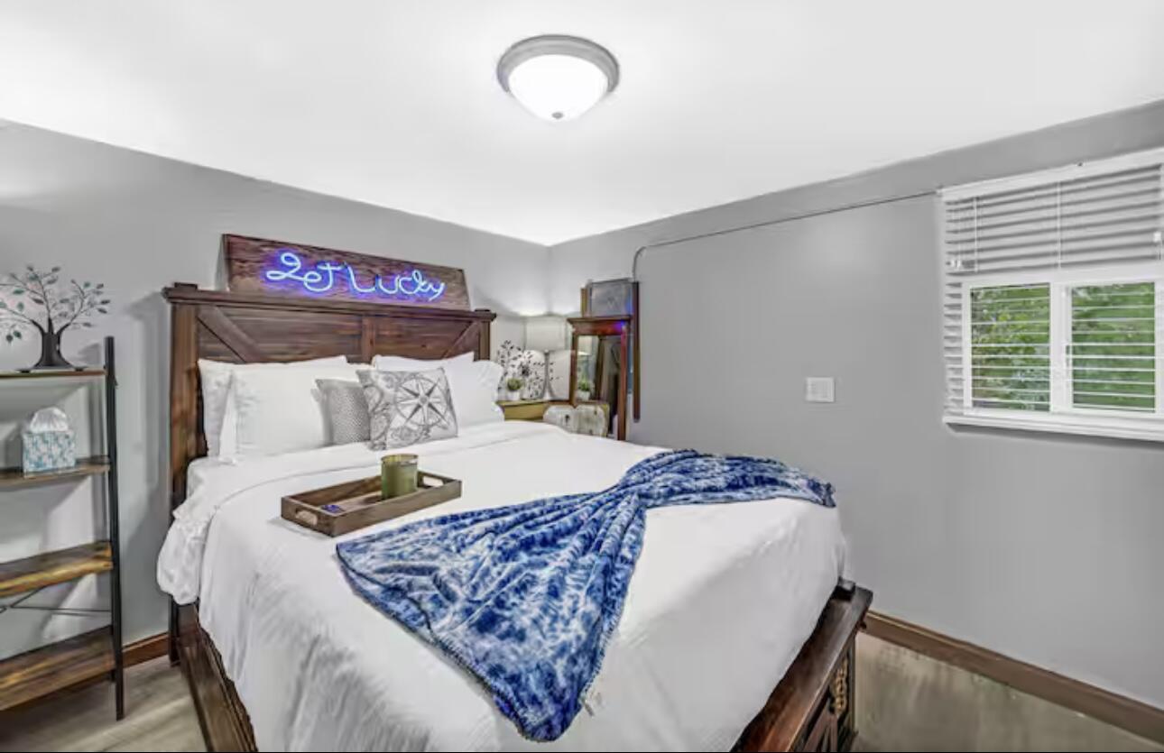 3135 Burr Street, Gary, IN 46406; Image #9