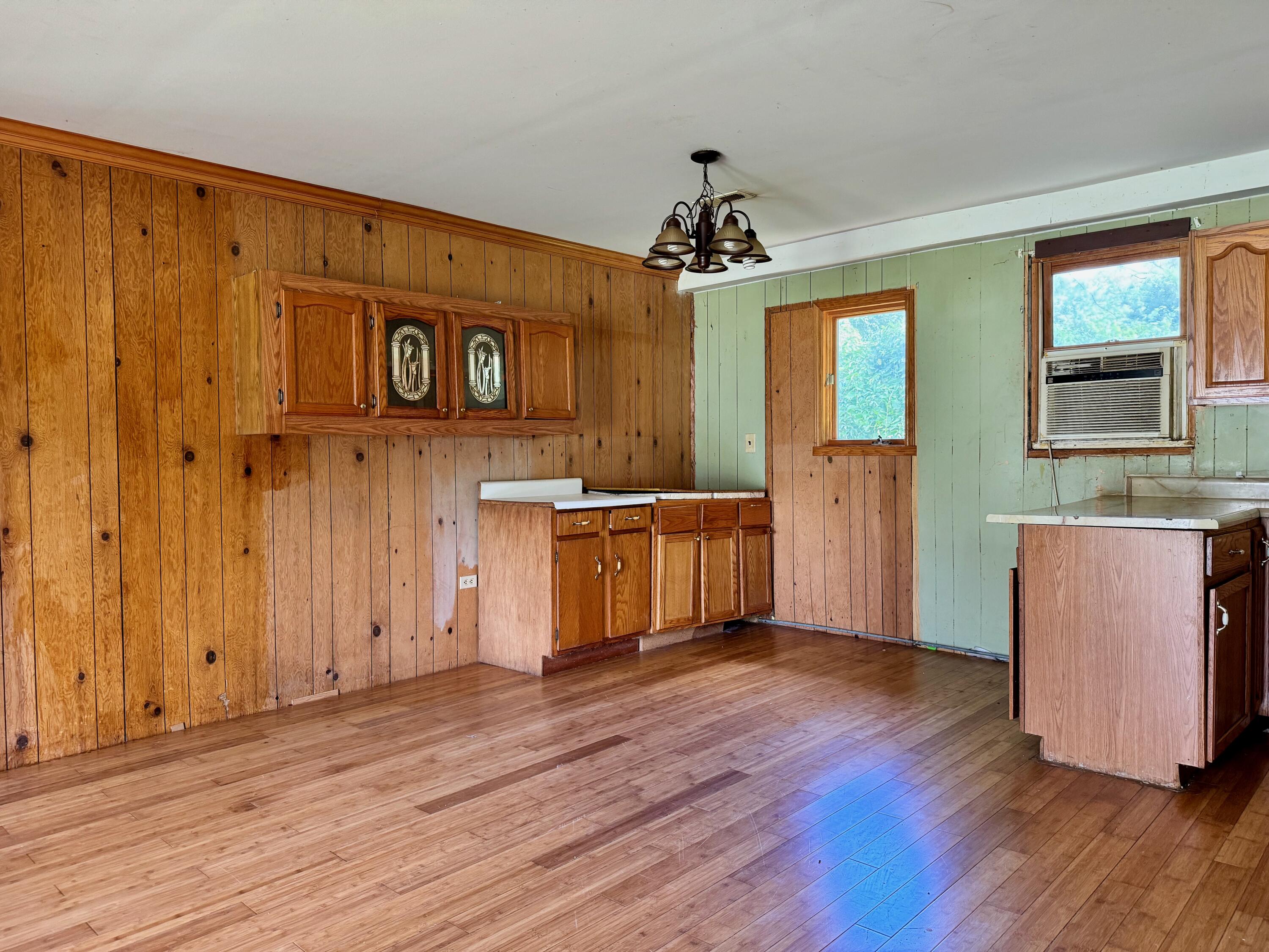 6620 E State Road 10, Knox, IN 46534; Image #10