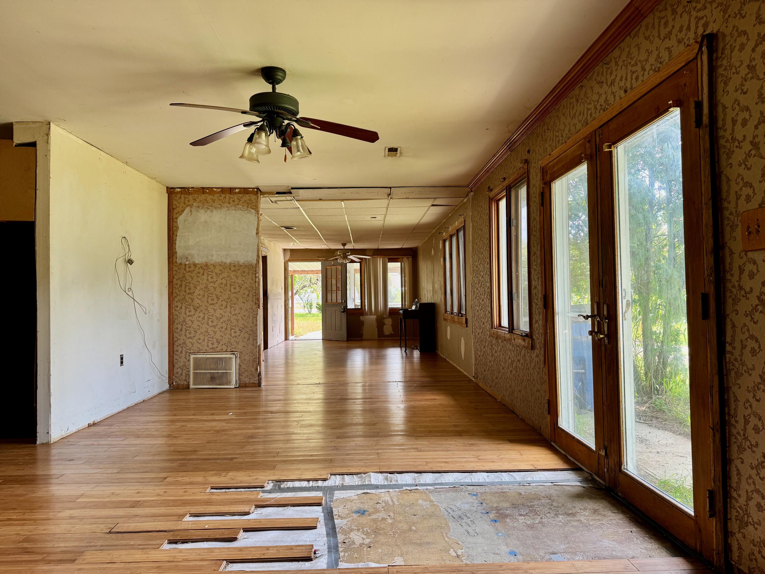 6620 E State Road 10, Knox, IN 46534; Image #6