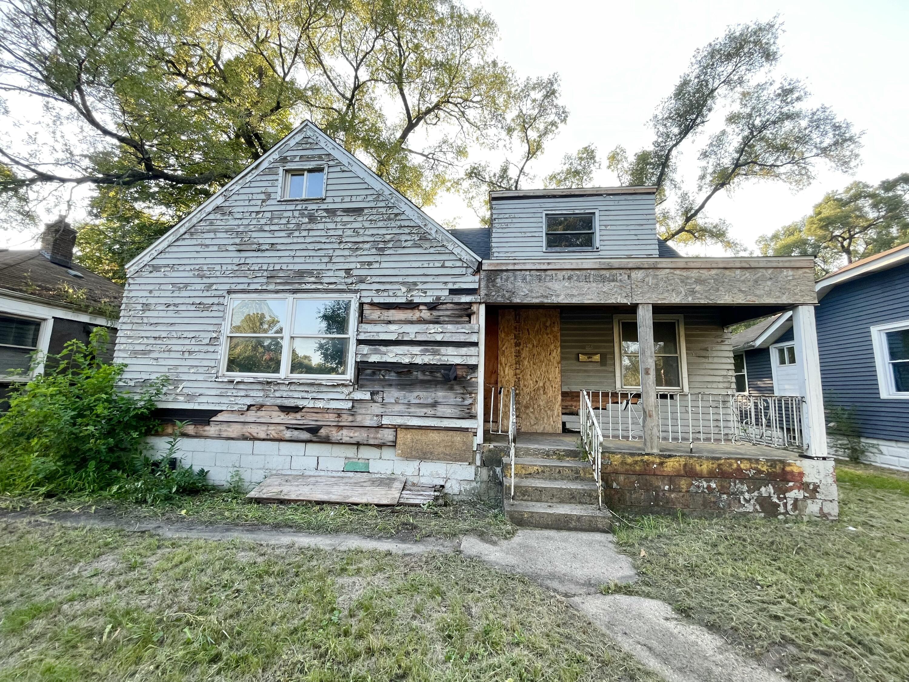 856 Kentucky Street, Gary, IN 46402; Image #2