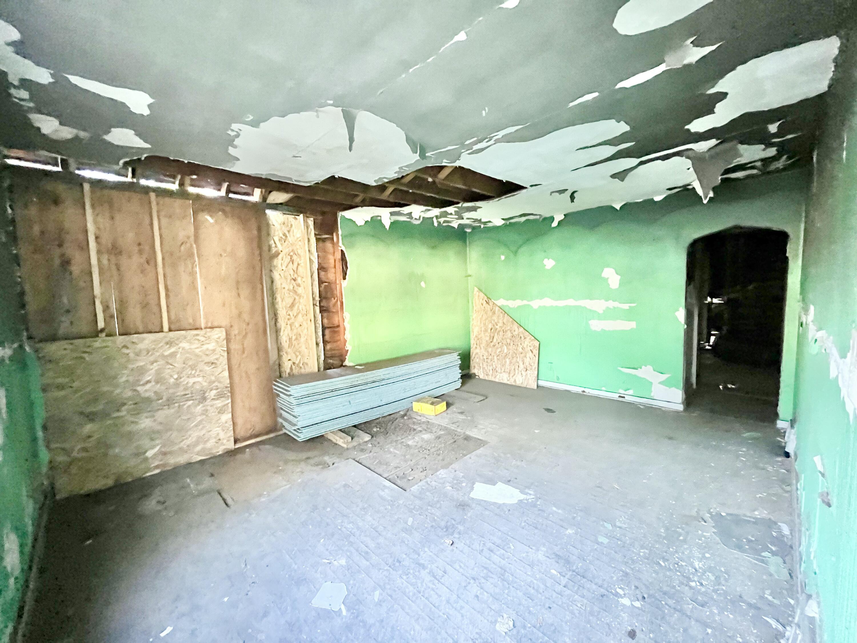 856 Kentucky Street, Gary, IN 46402; Image #3