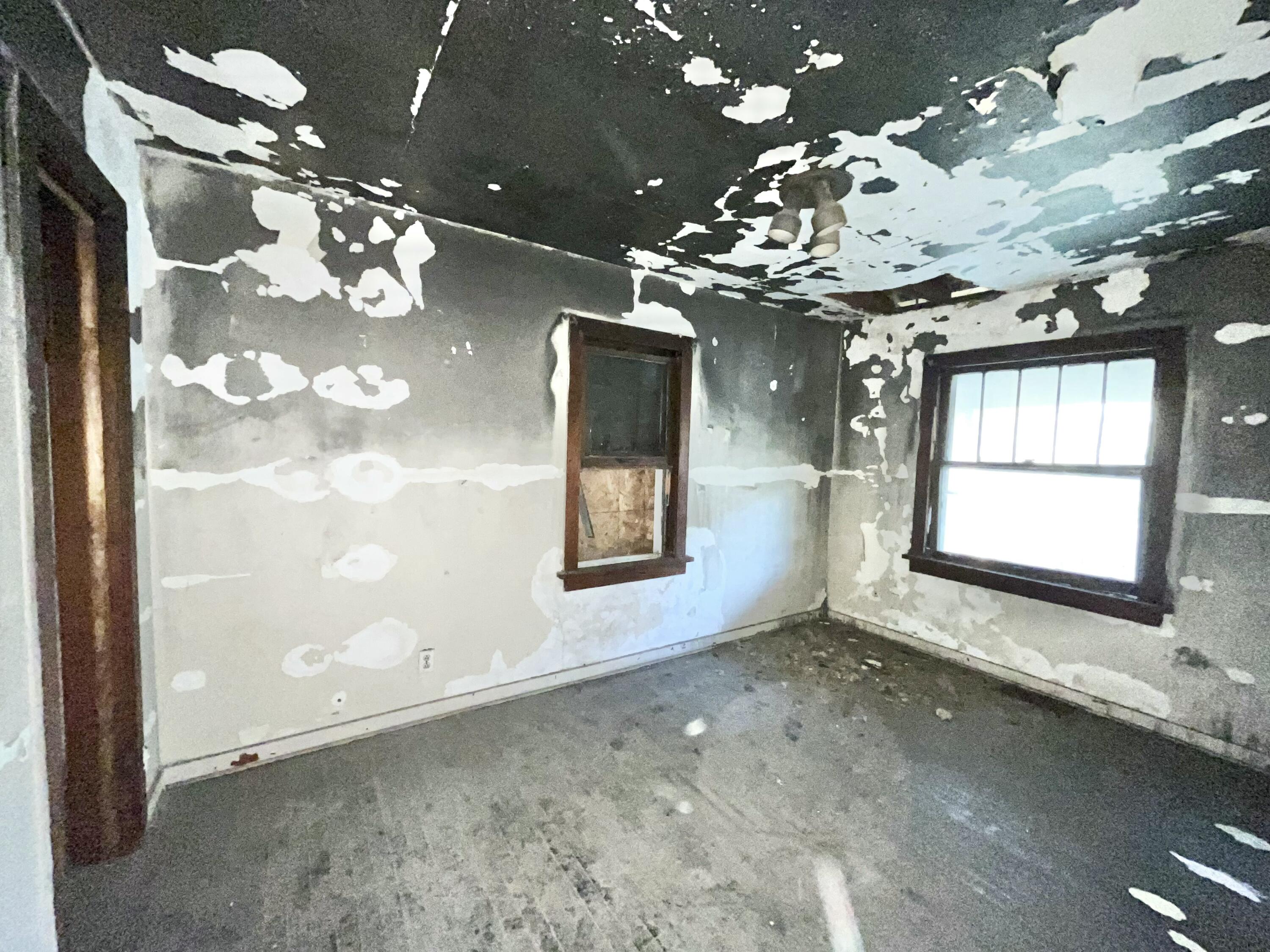 856 Kentucky Street, Gary, IN 46402; Image #8