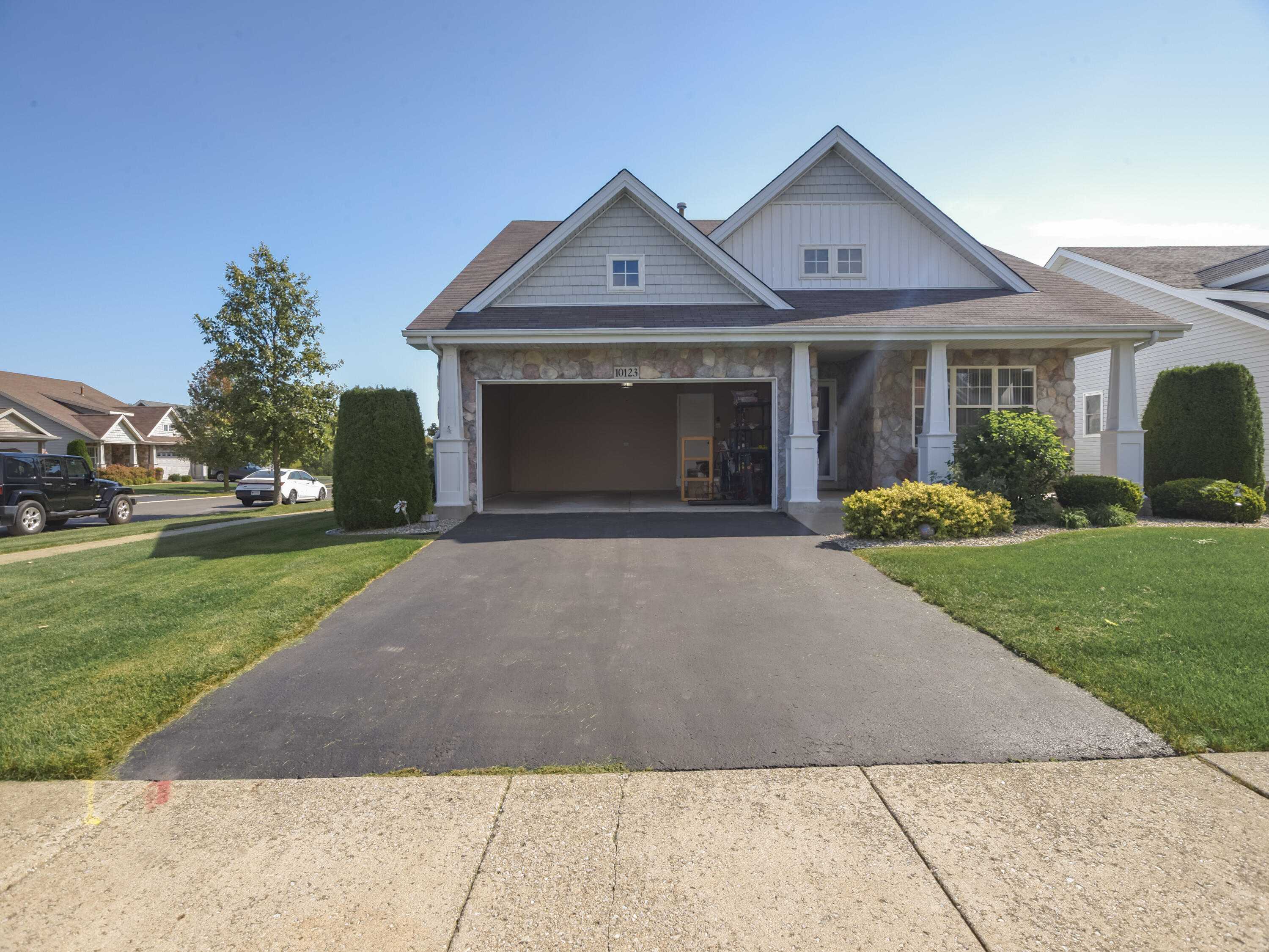 10123 Azalea Drive, Crown Point, IN 46307; Image #2