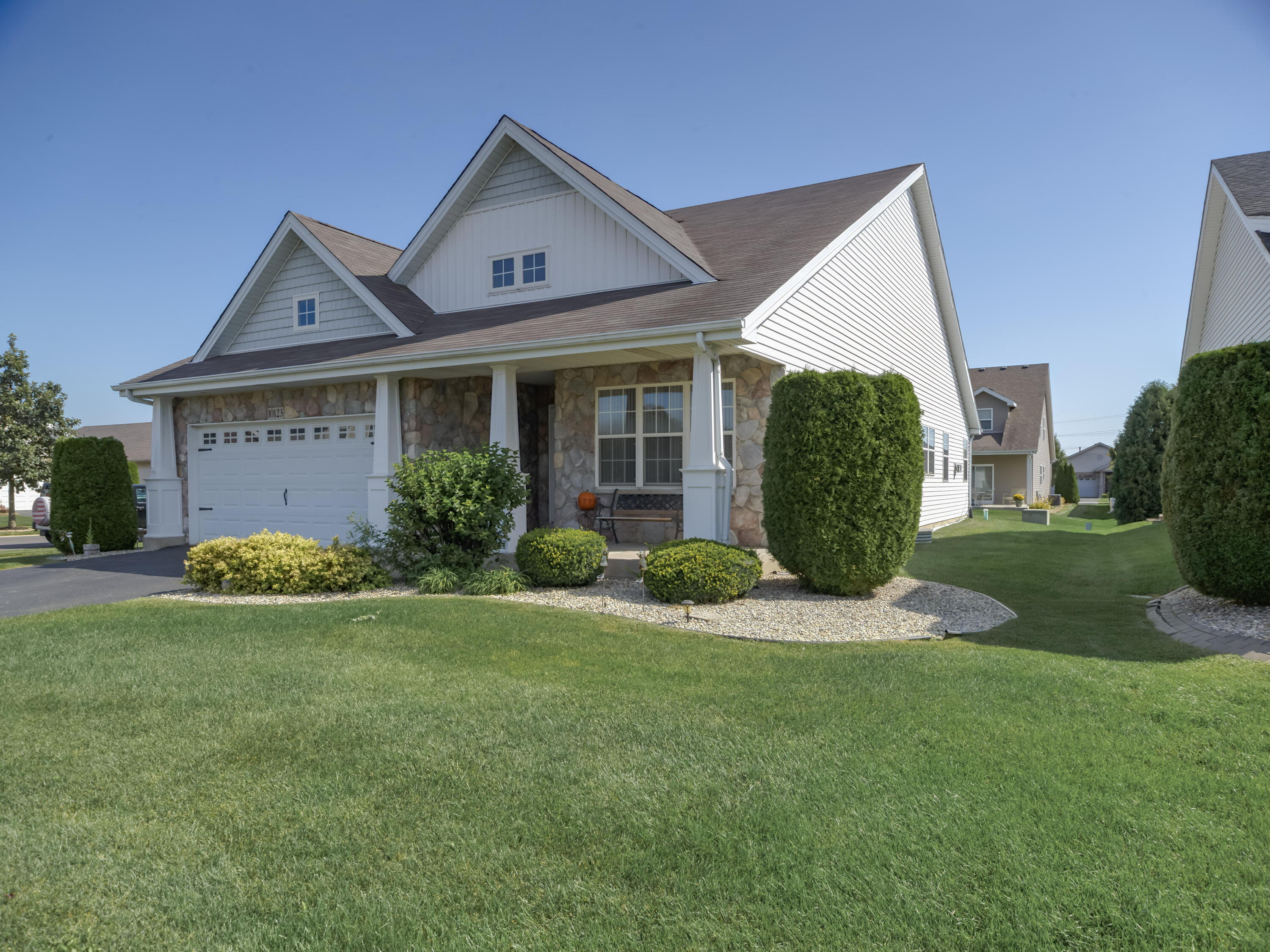 10123 Azalea Drive, Crown Point, IN 46307; Image #3