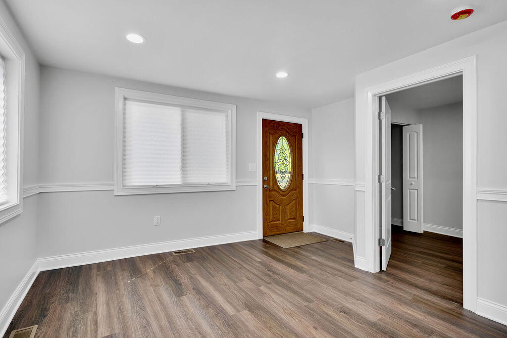 1297 W 17th Avenue, Gary, IN 46407; Image #3