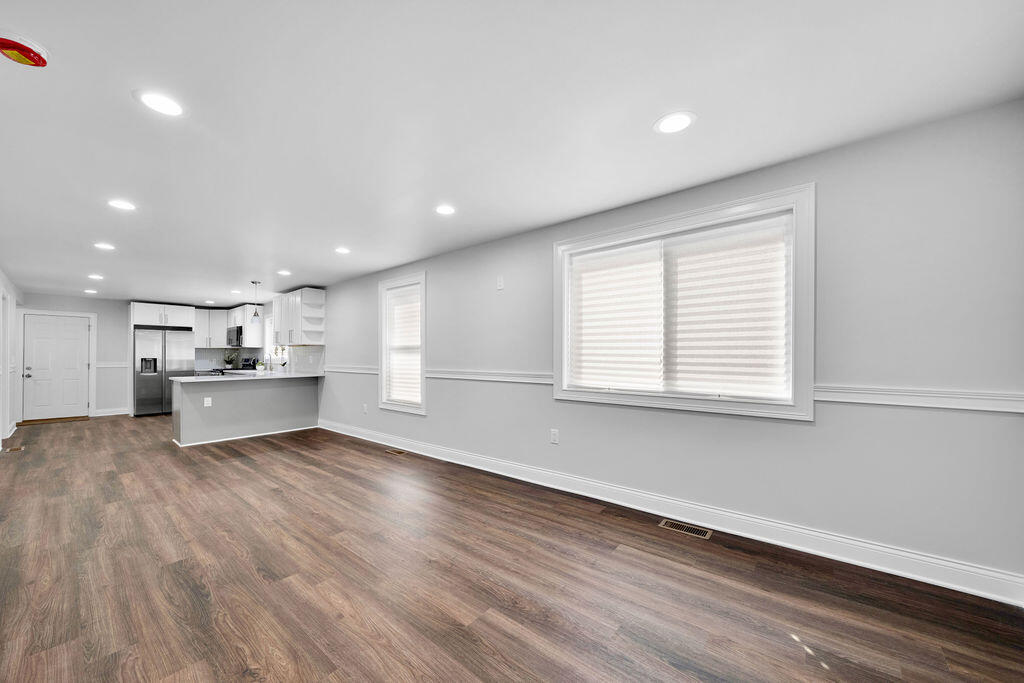 1297 W 17th Avenue, Gary, IN 46407; Image #4