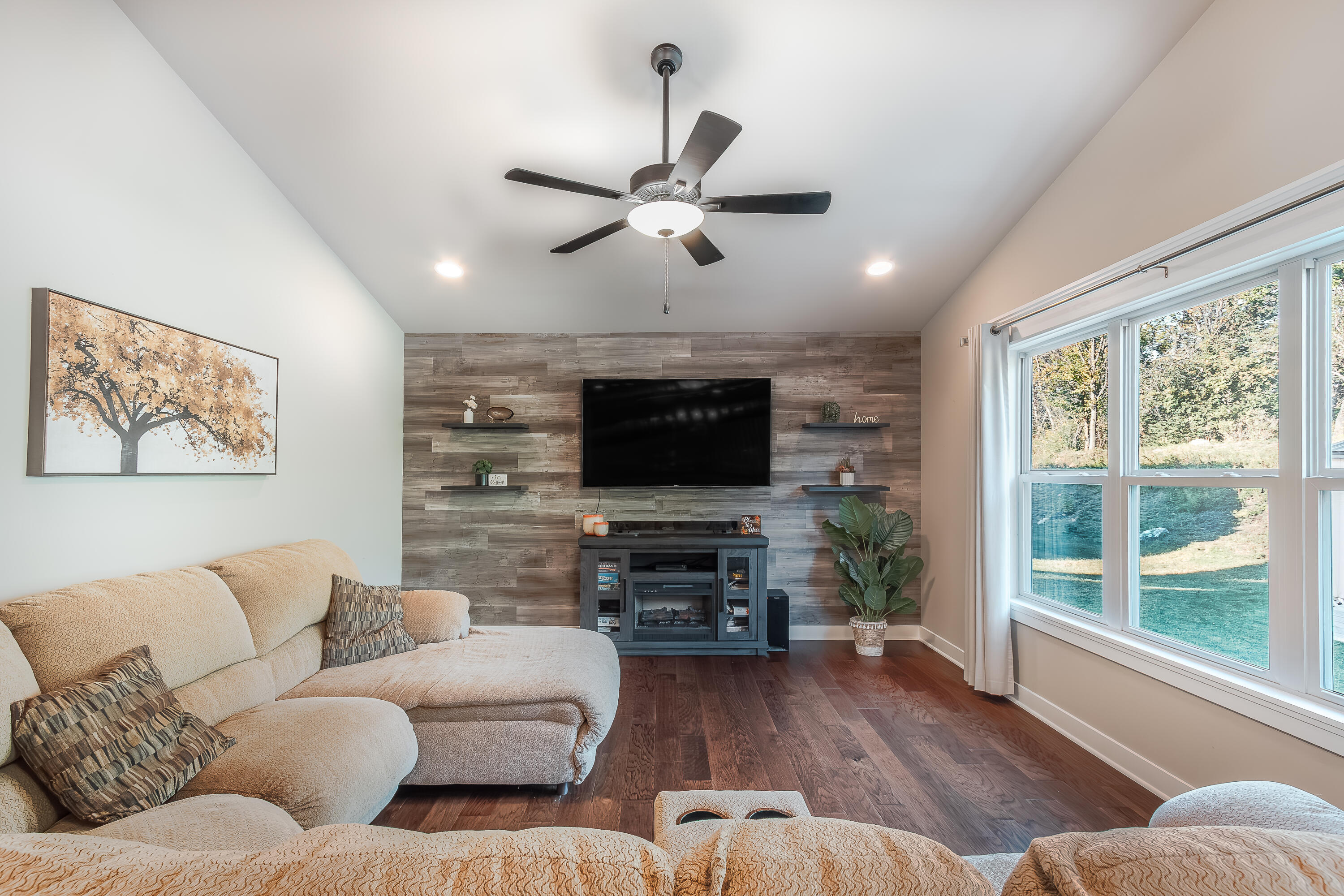 4010 Crown Drive, Valparaiso, IN 46383; Image #13