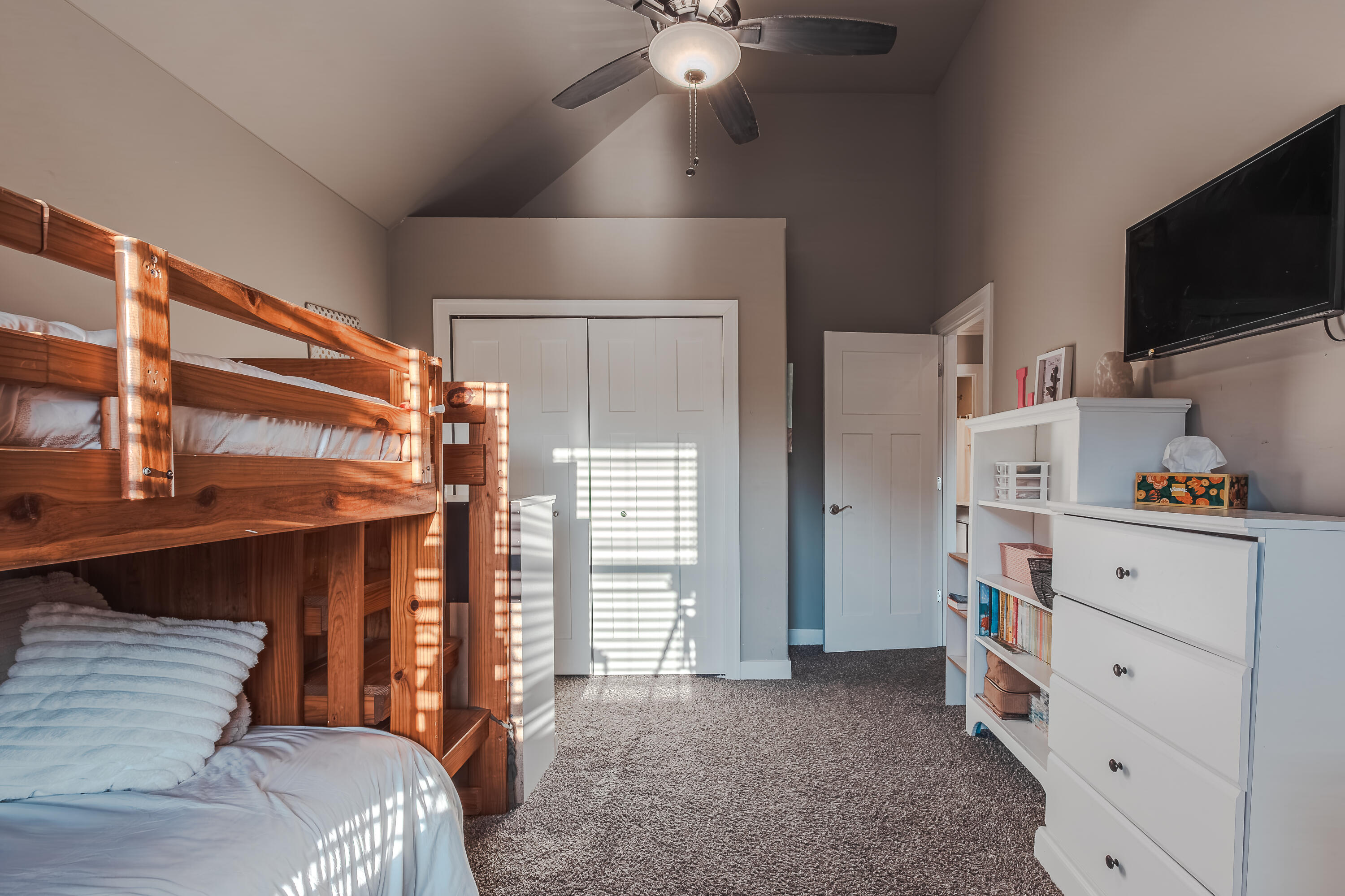4010 Crown Drive, Valparaiso, IN 46383; Image #27