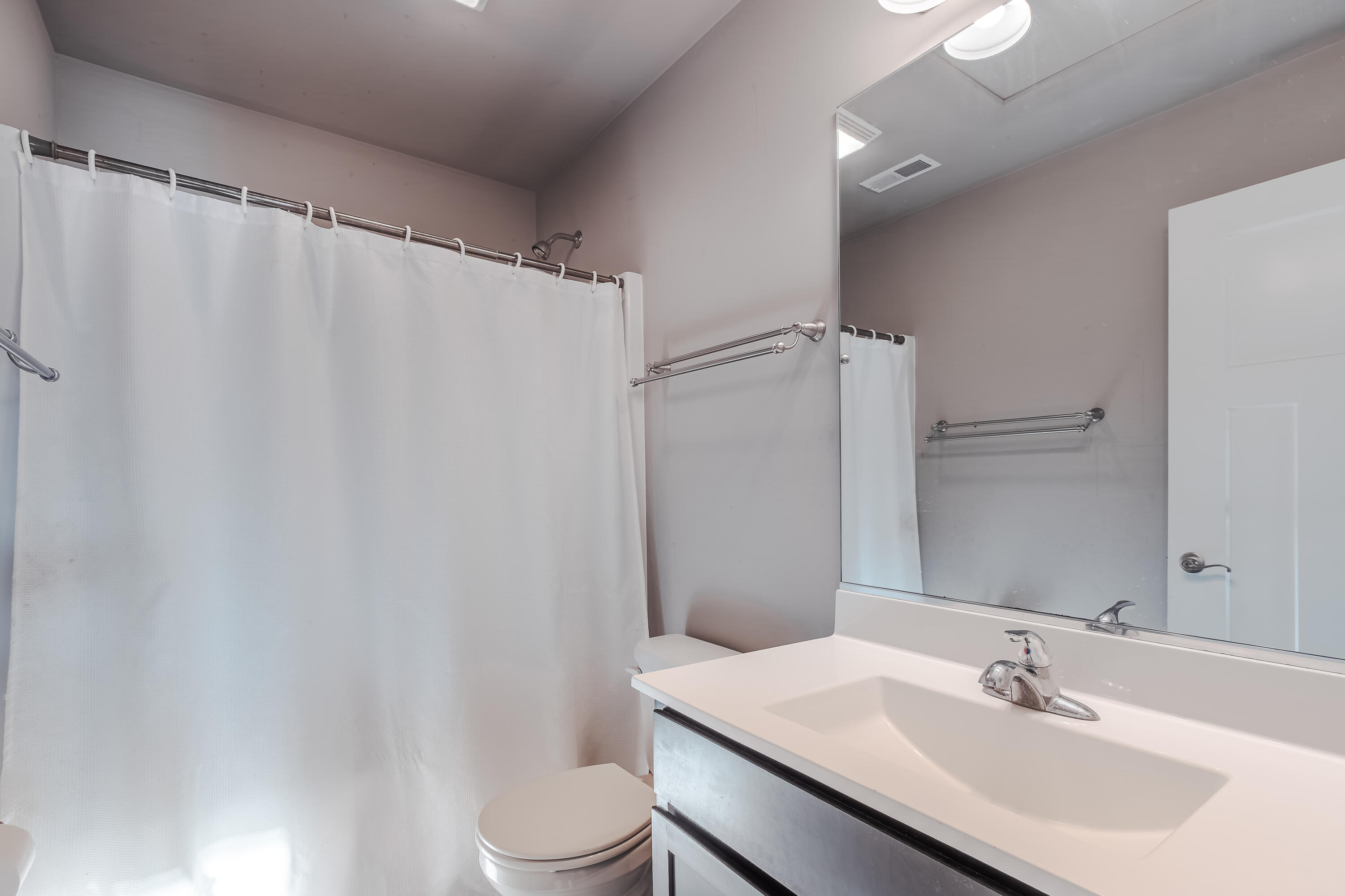 4010 Crown Drive, Valparaiso, IN 46383; Image #28