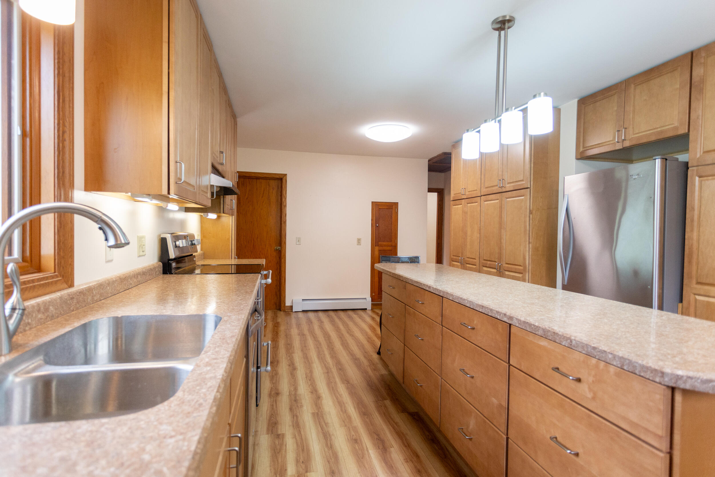 601 E Main Street, La Crosse, IN 46348; Image #12