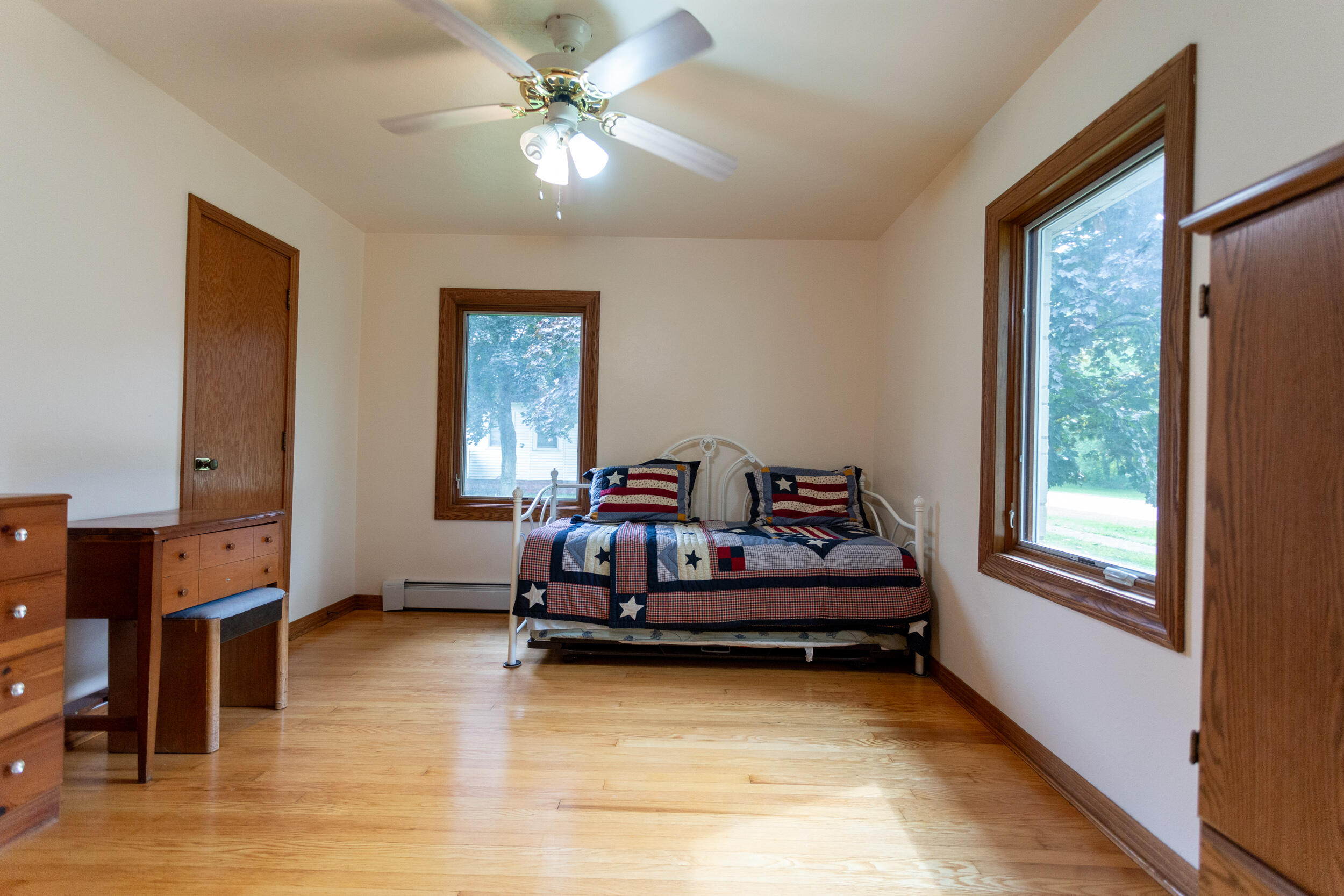 601 E Main Street, La Crosse, IN 46348; Image #20