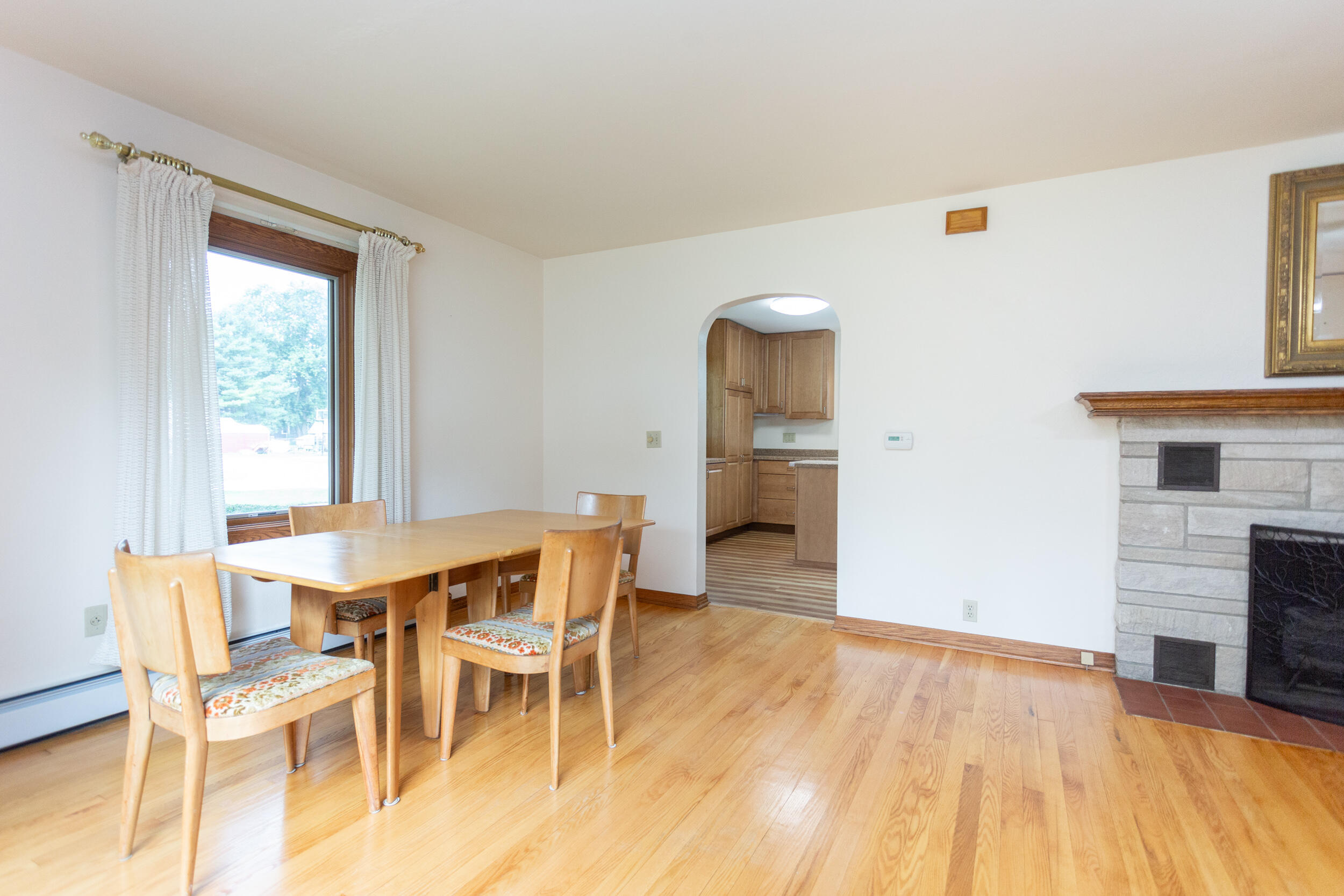 601 E Main Street, La Crosse, IN 46348; Image #8