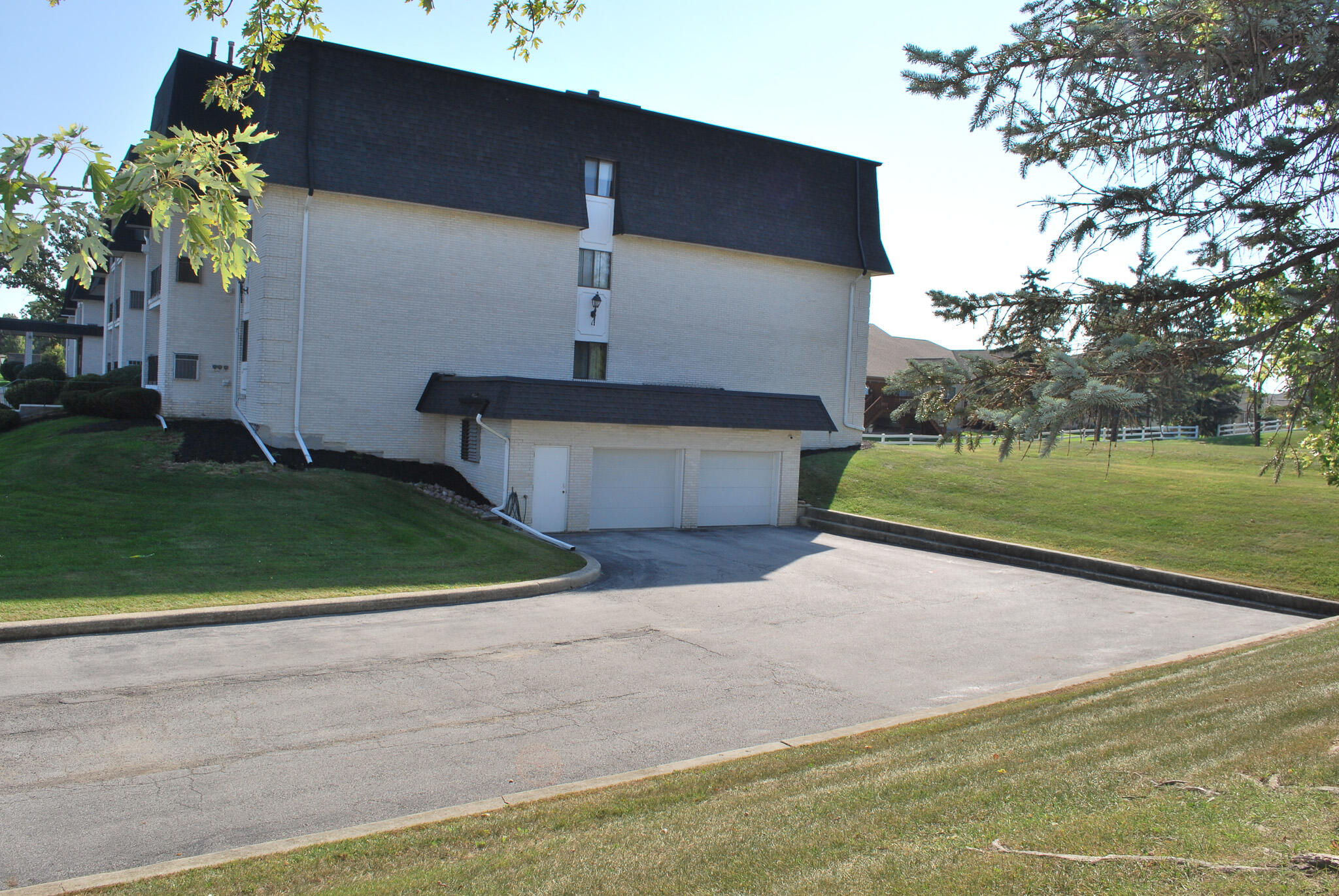 321 Deerpath Drive, Schererville, IN #210, 46375; Image #30