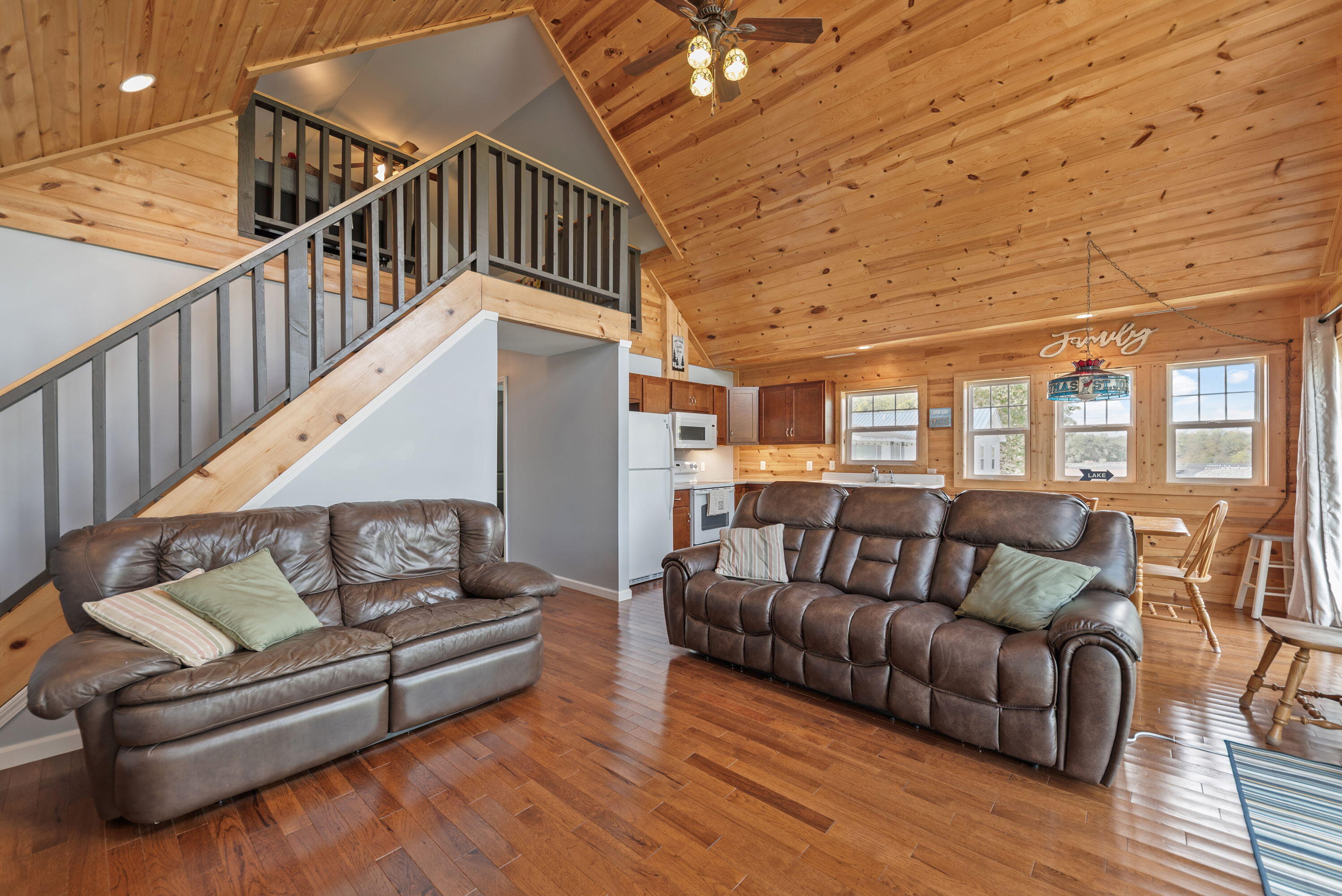 6105 N 300 E, Monon, IN 47959; Image #6