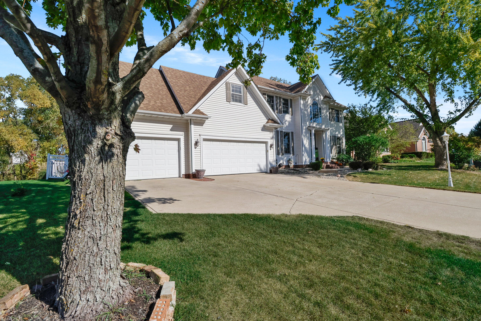 1054 Smallwood Trail, Valparaiso, IN 46385; Image #3