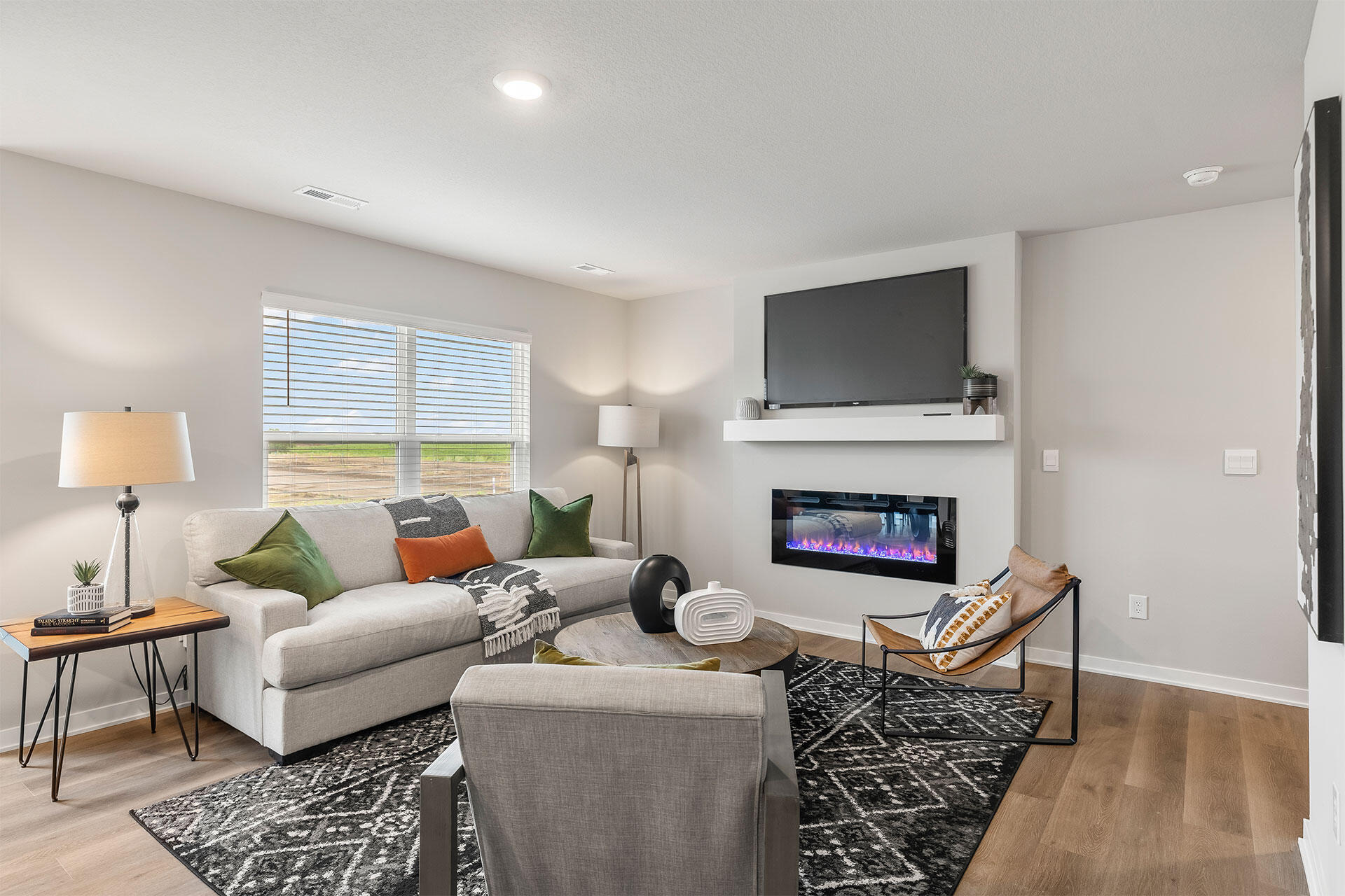 234 W 39th Place, Hobart, IN 46342; Image #5