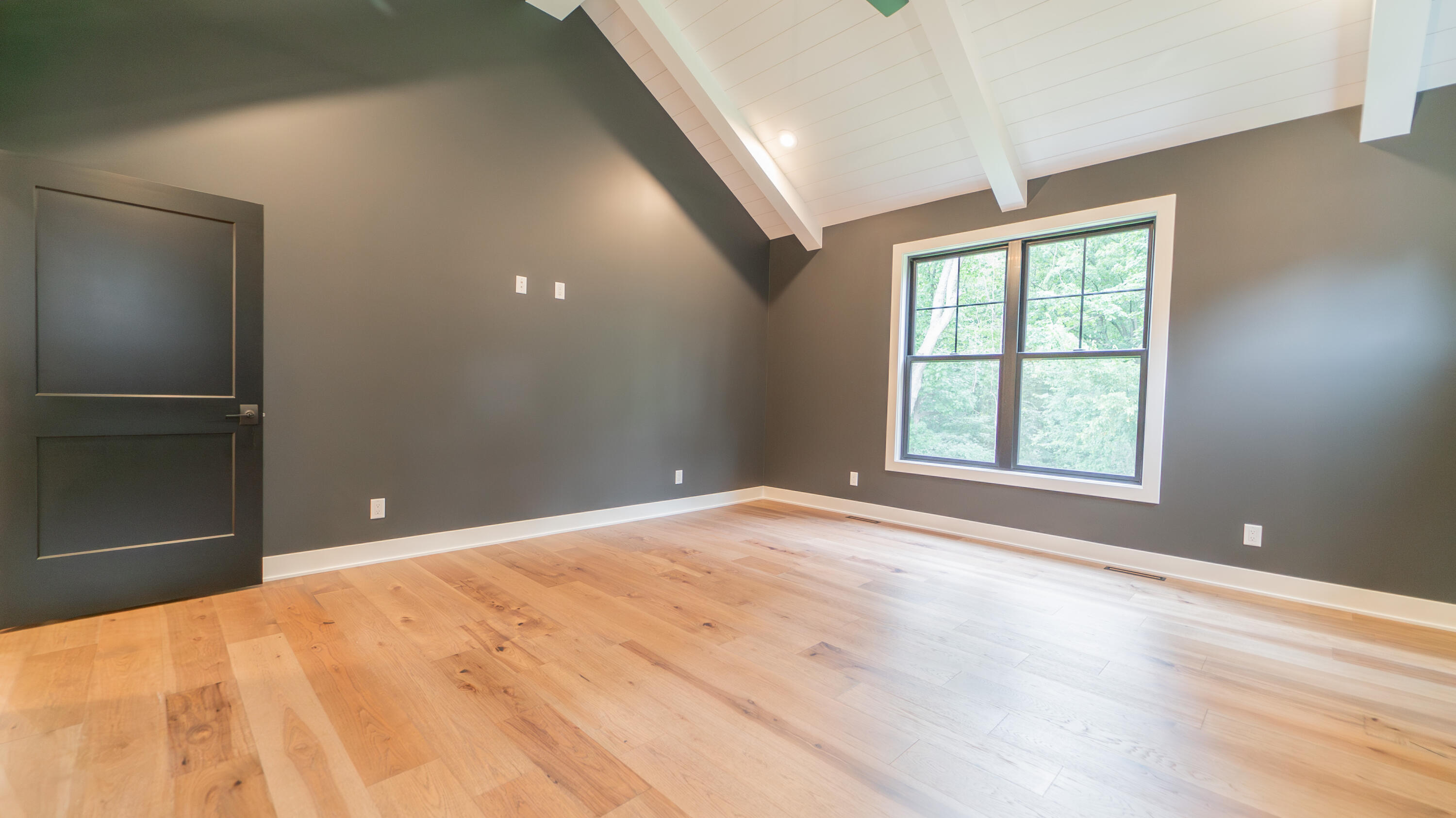 161 N Winterberry Drive, Valparaiso, IN 46385; Image #33