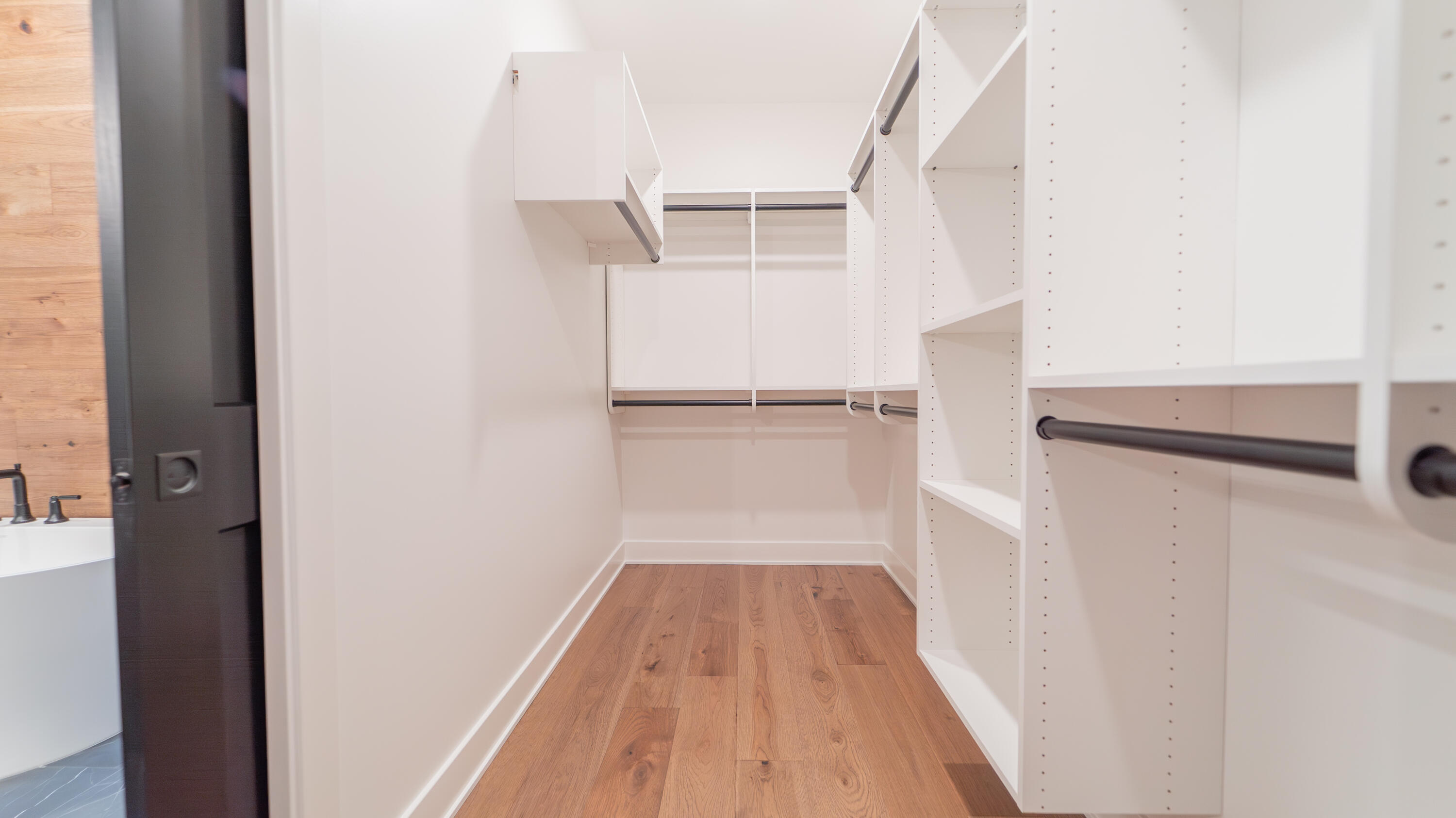 161 N Winterberry Drive, Valparaiso, IN 46385; Image #42