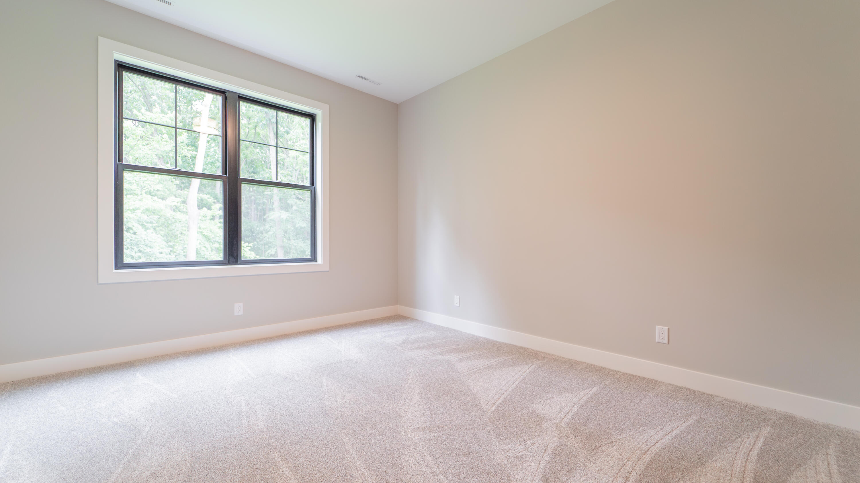 161 N Winterberry Drive, Valparaiso, IN 46385; Image #68