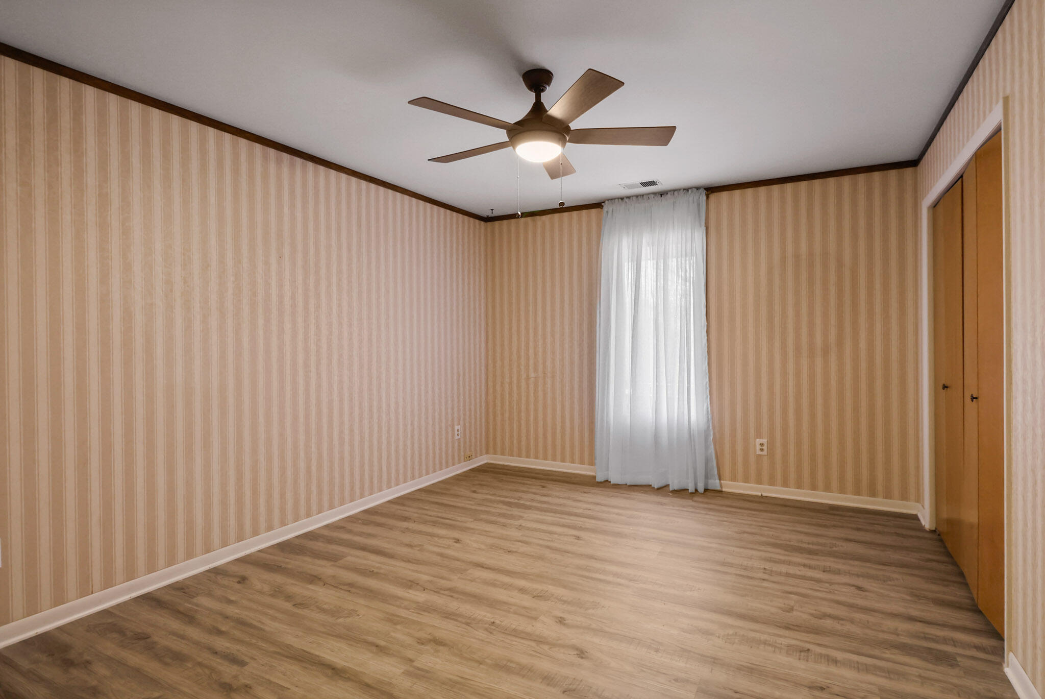 8825 Janeway Court, Munster, IN #8, 46321; Image #10