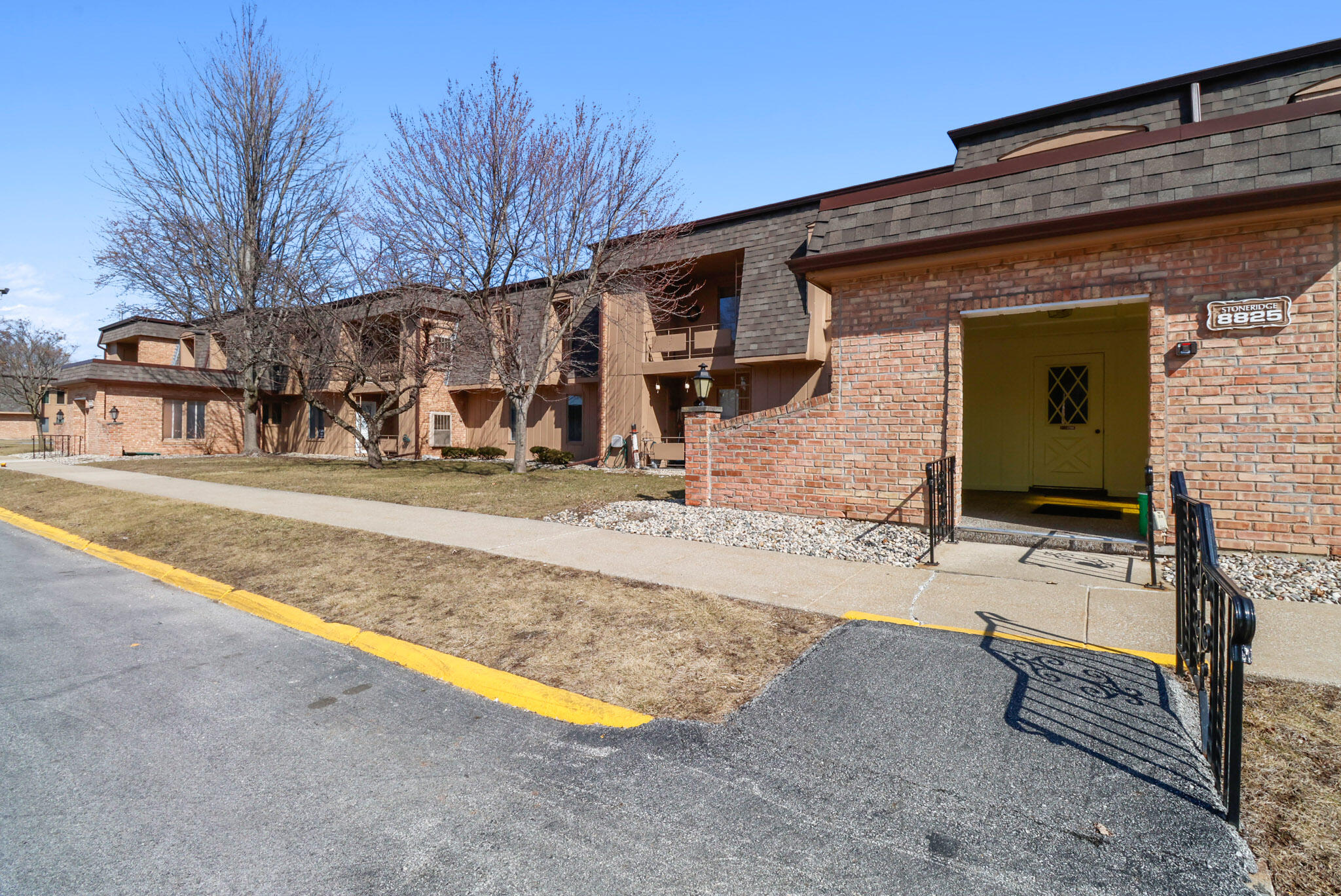 8825 Janeway Court, Munster, IN #8, 46321; Image #16