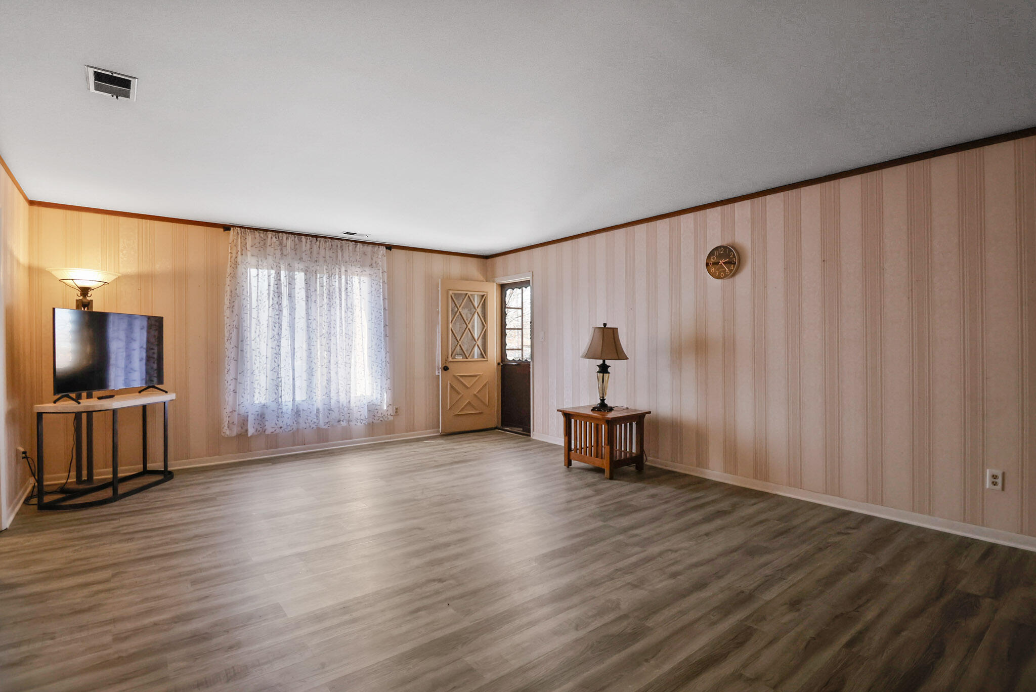 8825 Janeway Court, Munster, IN #8, 46321; Image #4