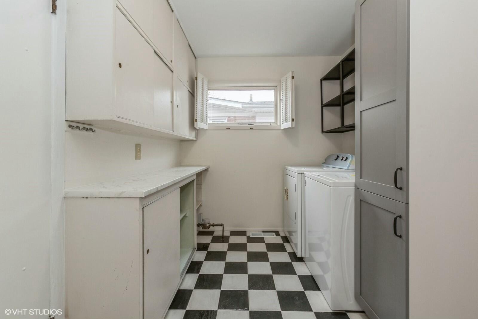 121 Belmont Court, Michigan City, IN 46360; Image #7