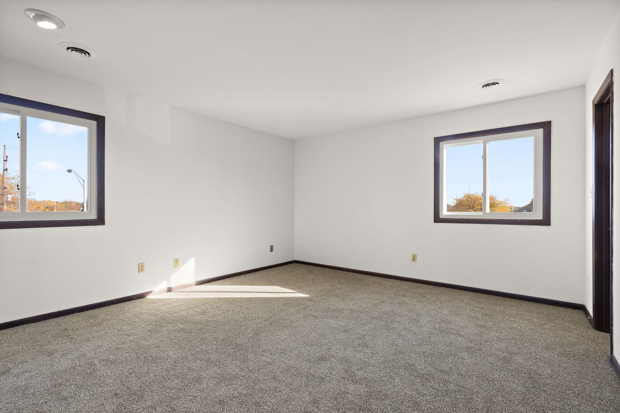 929 W Glen Park Avenue, Griffith, IN #304, 46319; Image #11