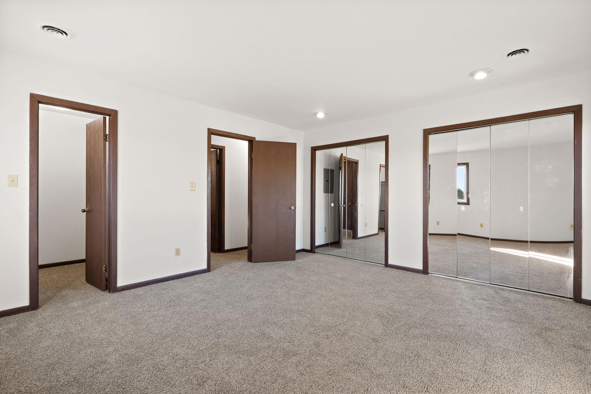 929 W Glen Park Avenue, Griffith, IN #304, 46319; Image #12
