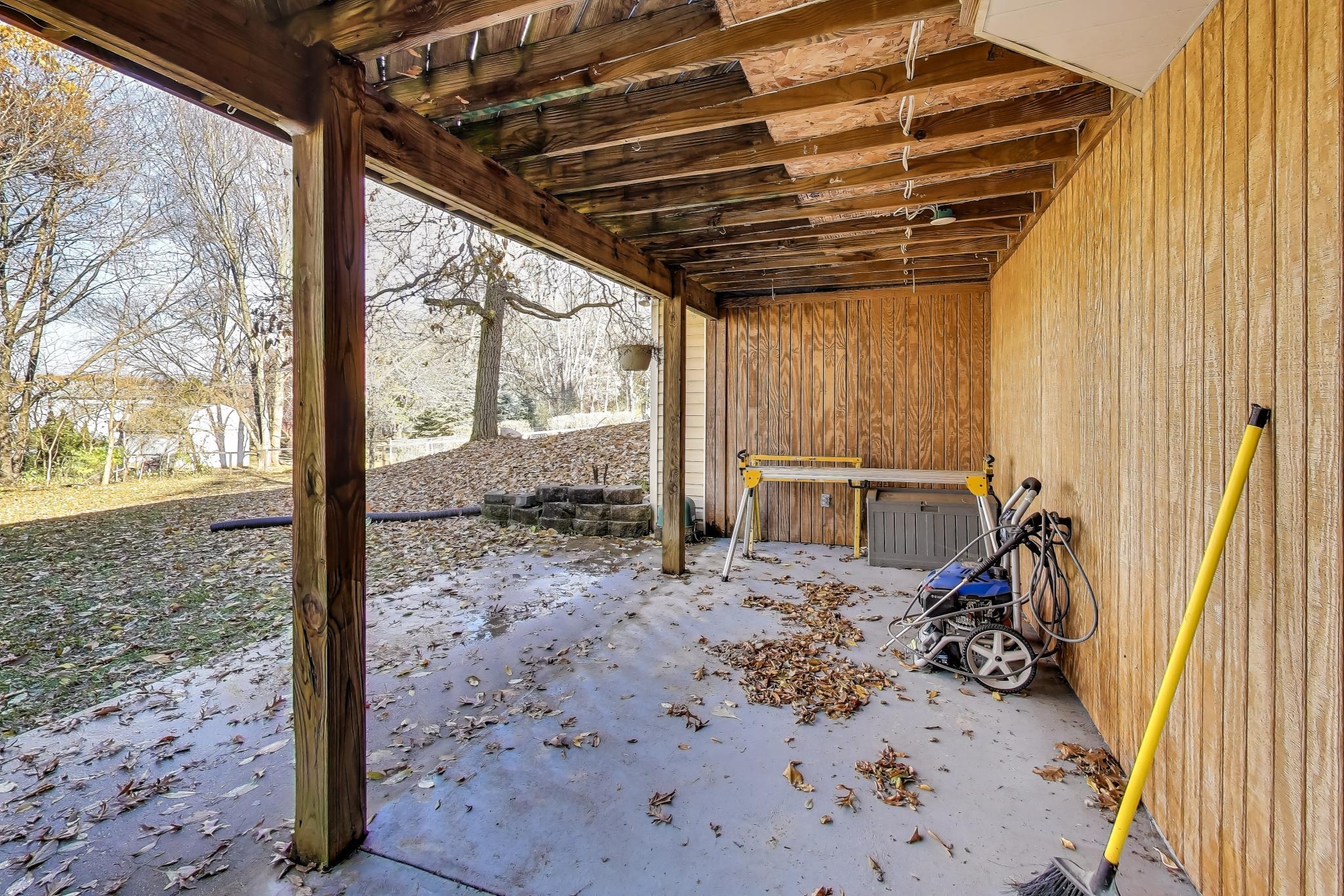 33791 Early Road, New Carlisle, IN 46552; Image #50