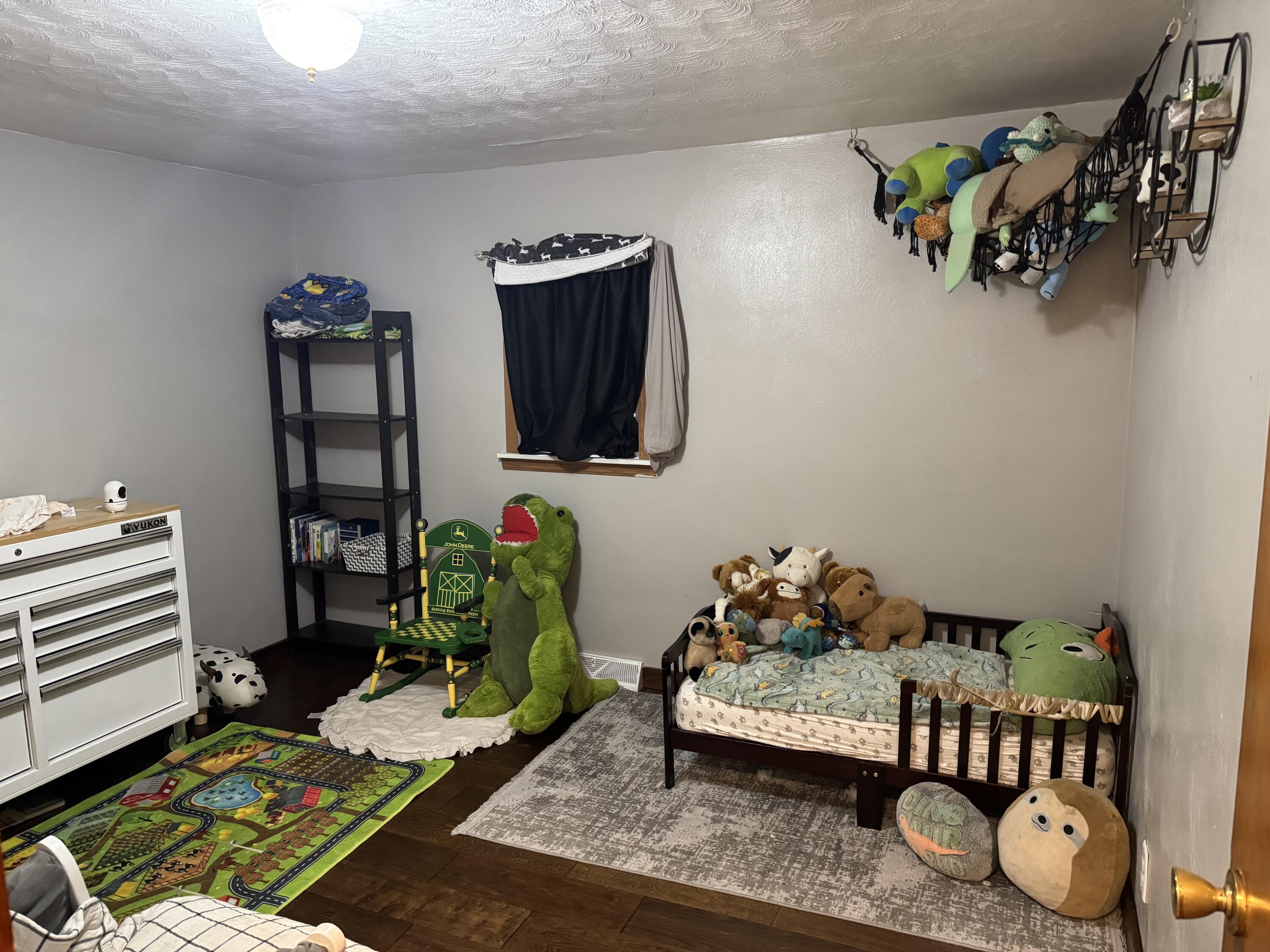 1748 E 900 N, Wheatfield, IN 46392; Image #16