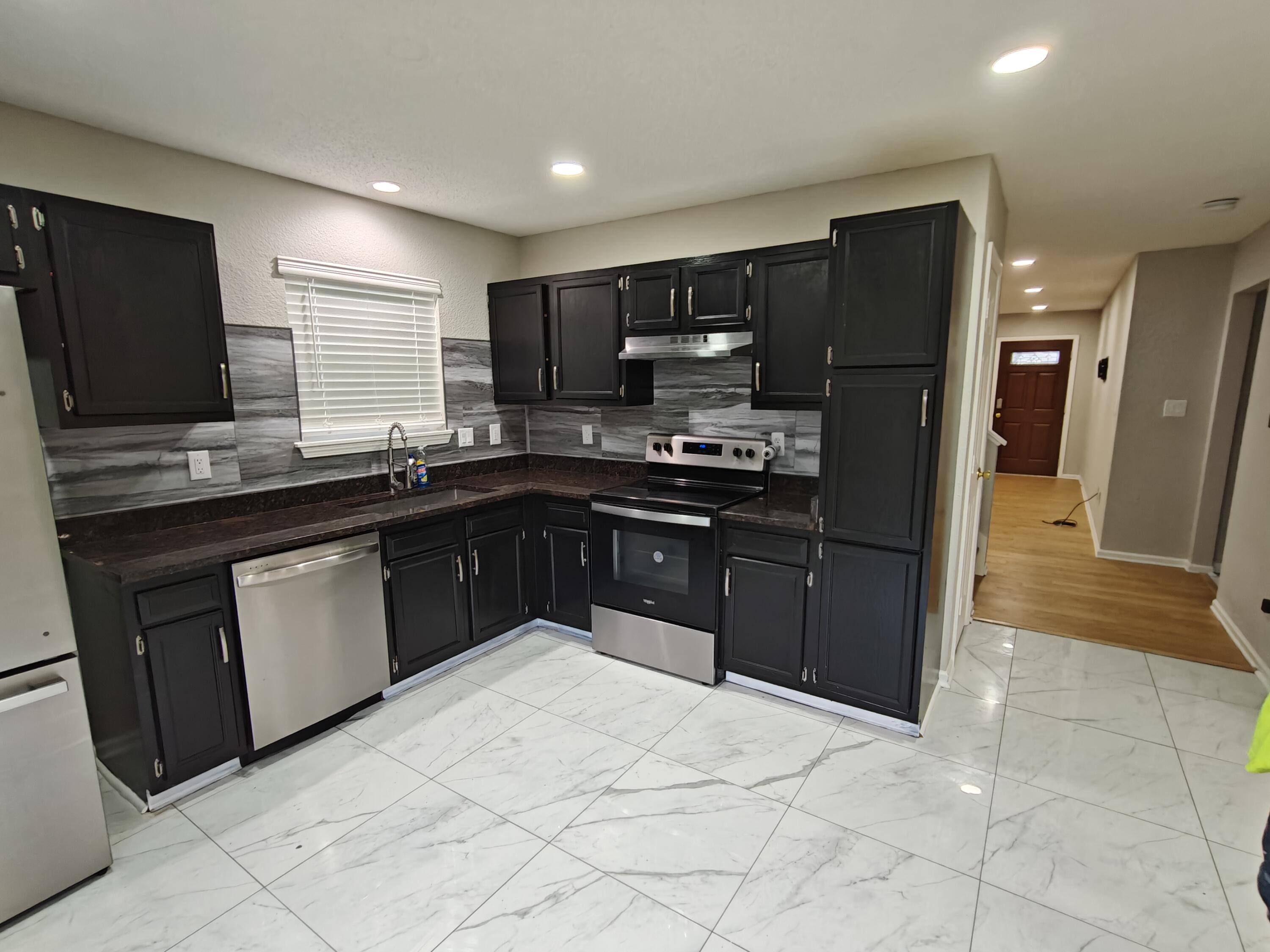 3245 Blue Ash Lane, Indianapolis, IN 46239; Image #2