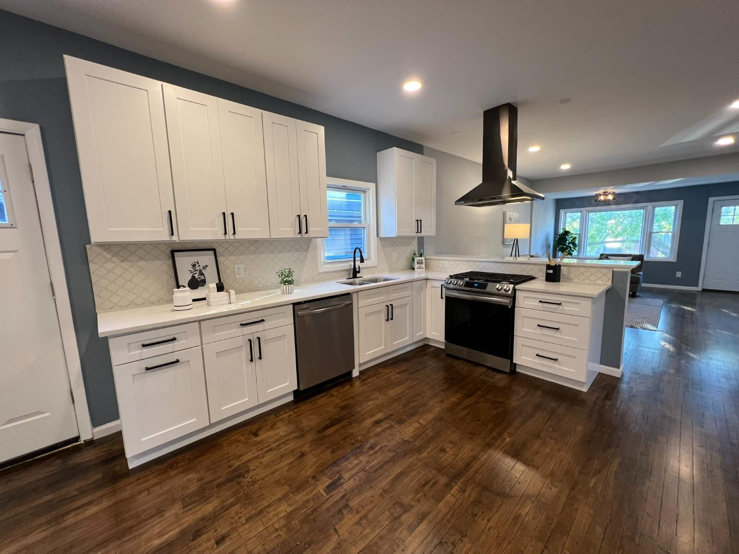 1509 Myrtle Avenue, Whiting, IN 46394; Image #6