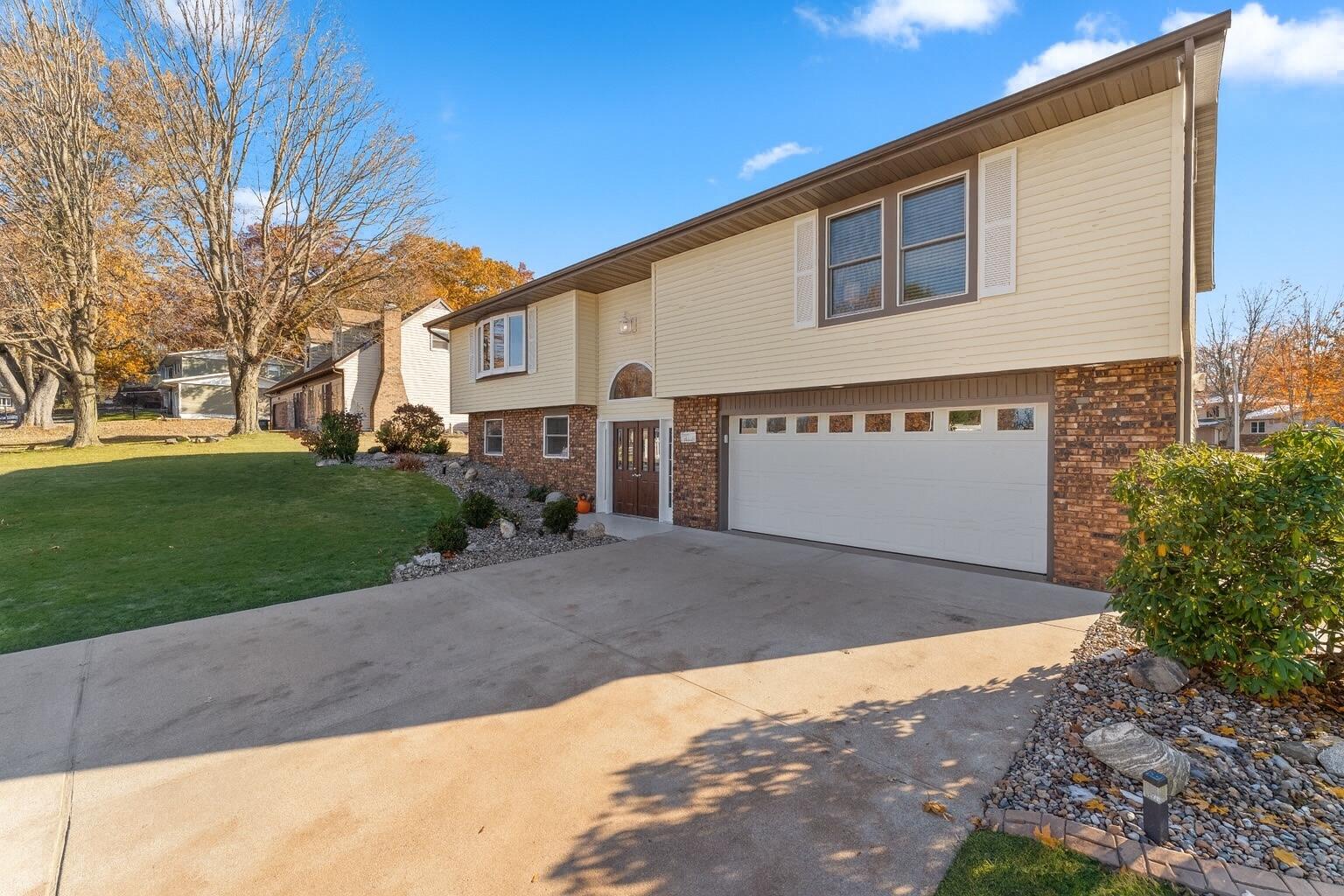 6476 W Lee Len Trail, La Porte, IN 46350; Image #2